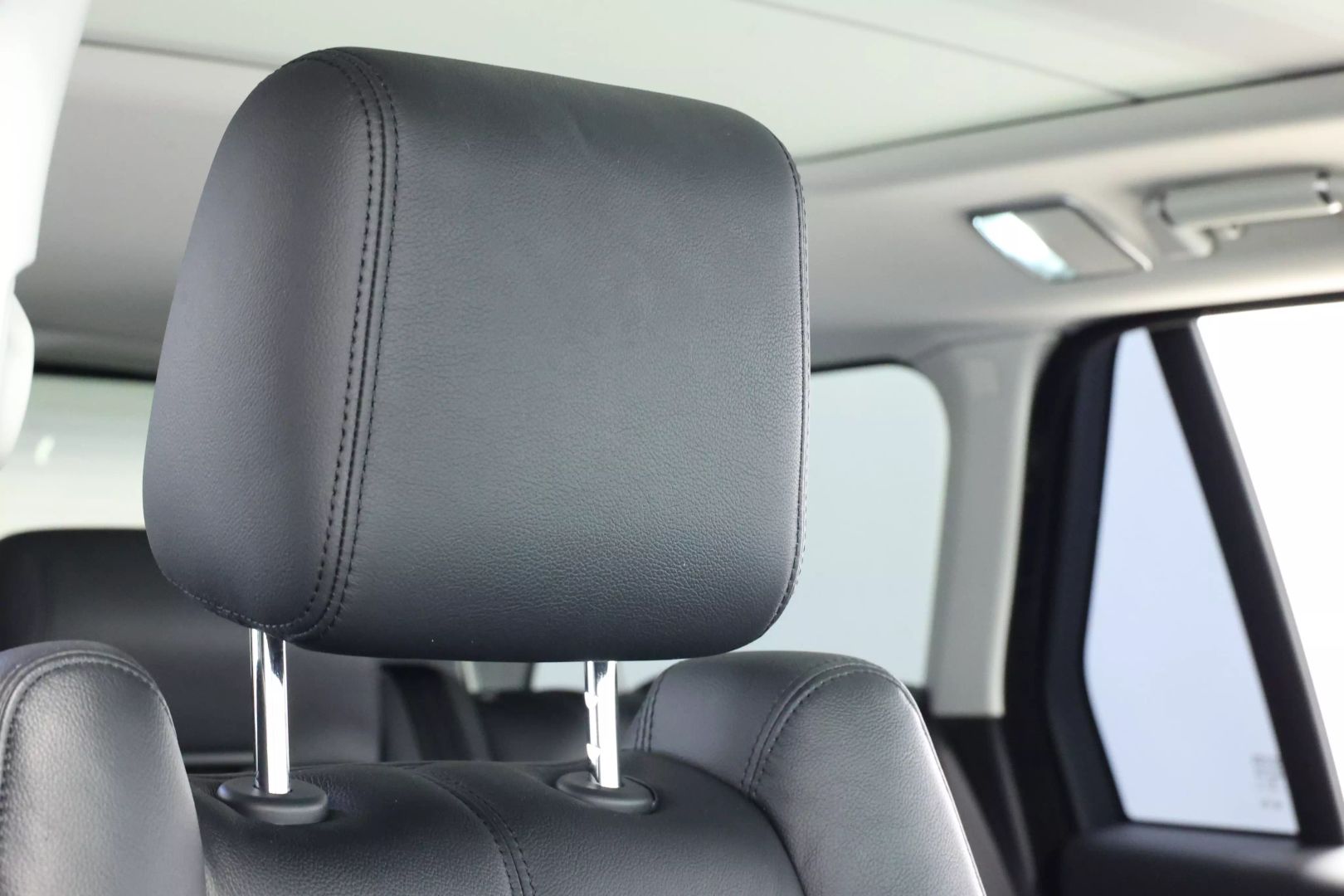 2016 Land Rover Range Rover - Image 107