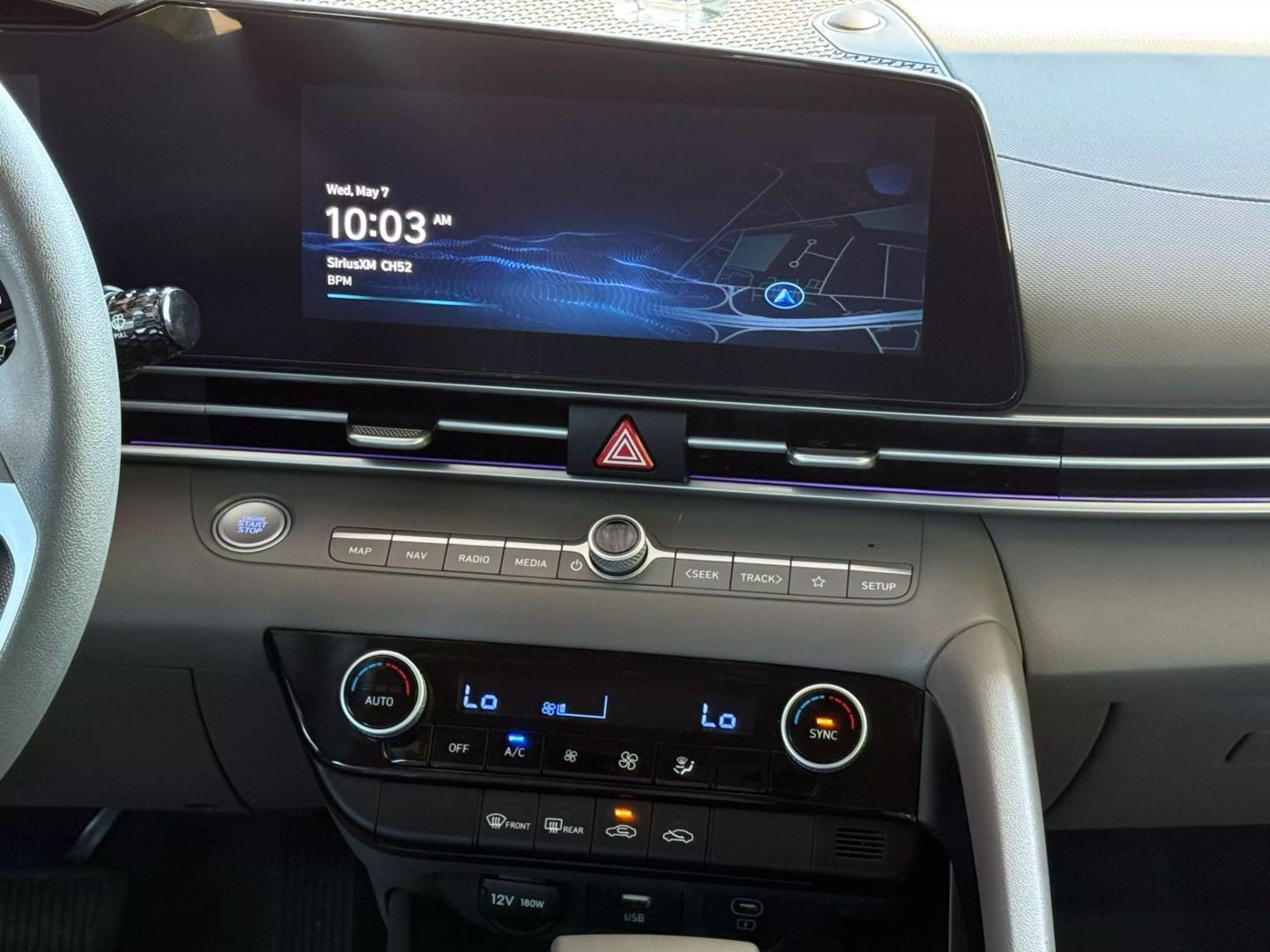 2024 Hyundai Elantra - Image 28