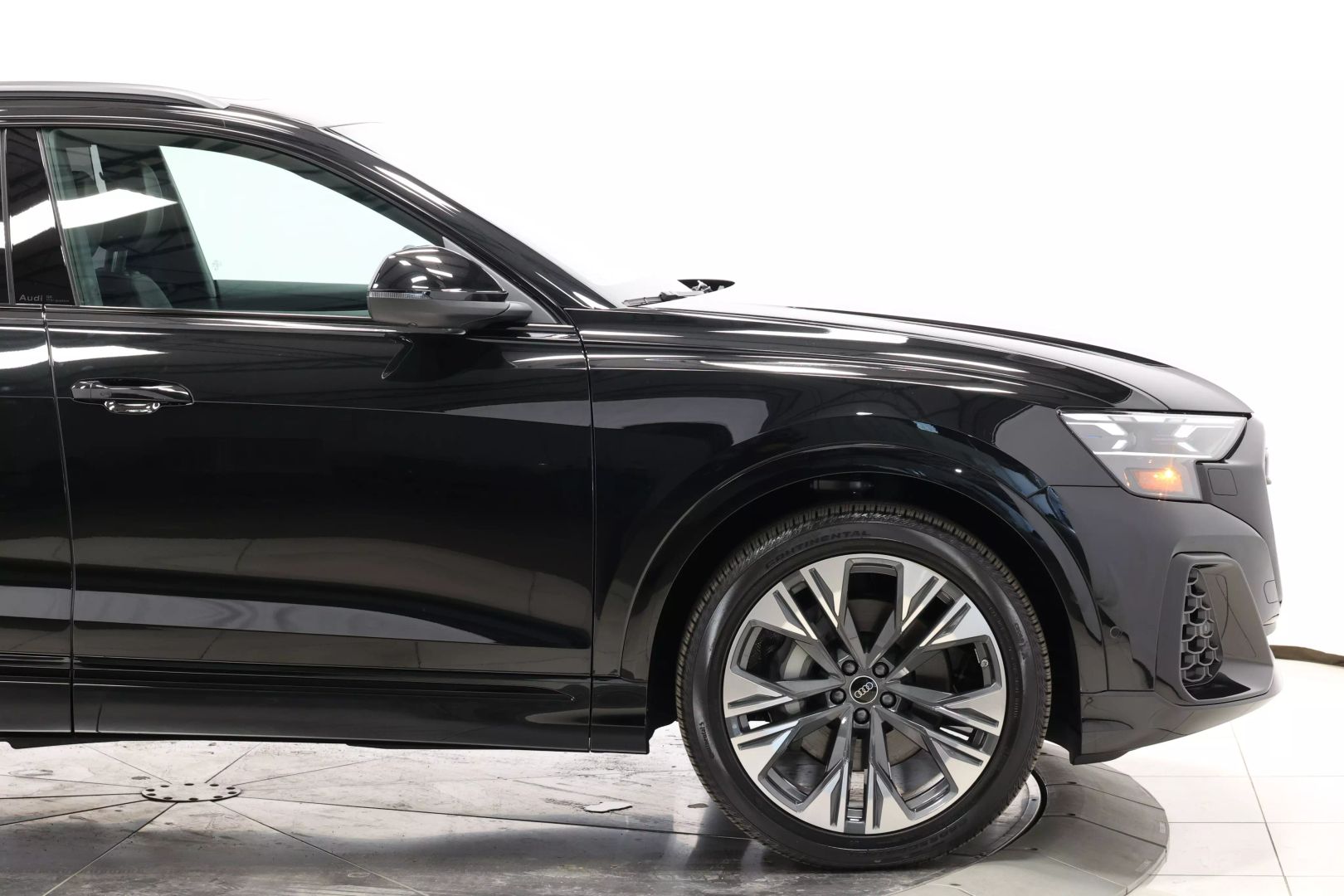 2025 Audi Q8 - Image 71