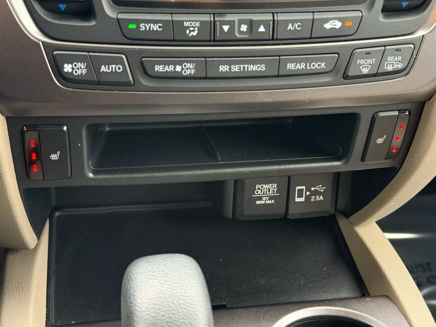 2020 Honda Pilot - Image 48