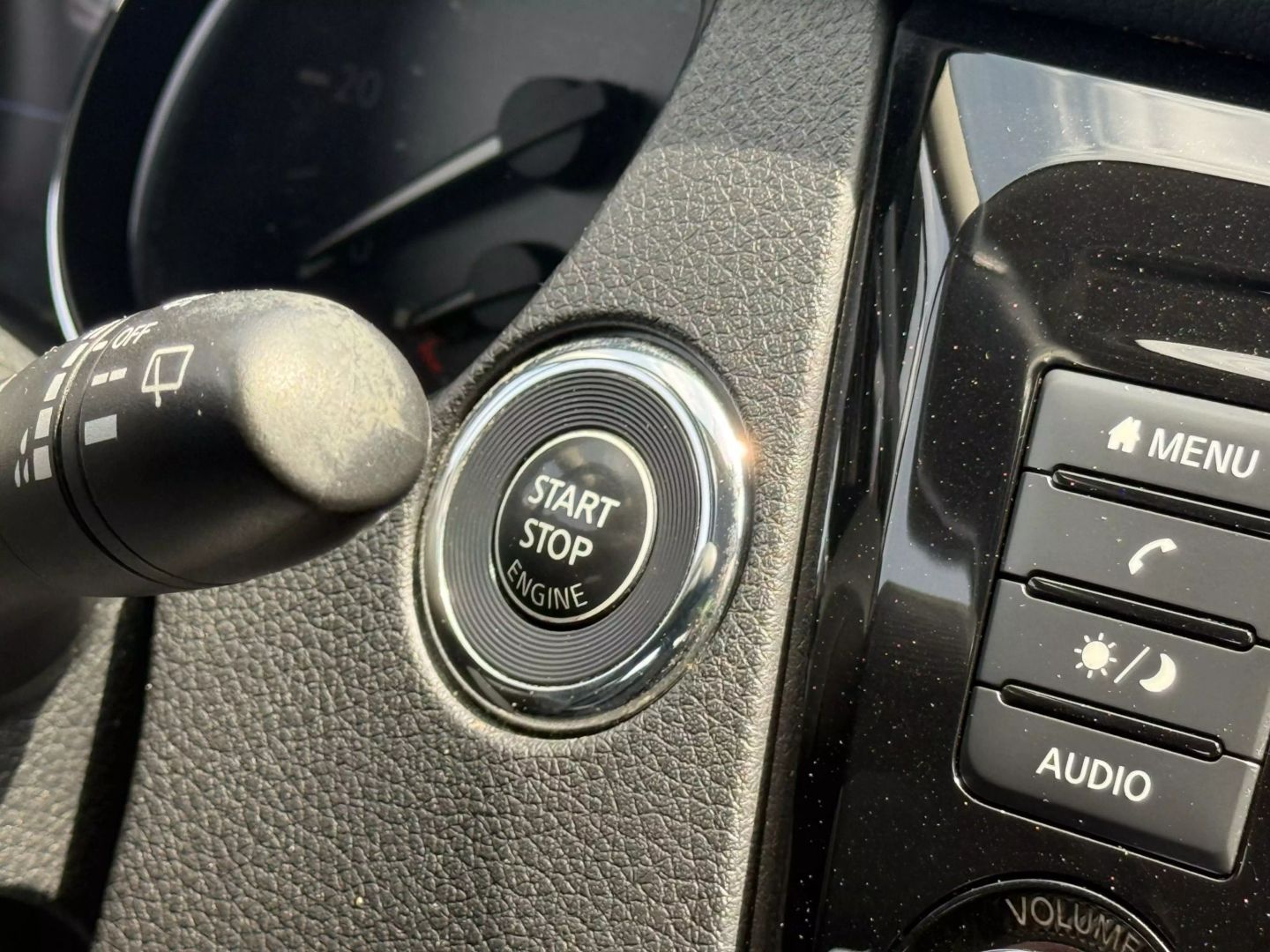 2020 Nissan Rogue Sport - Image 35