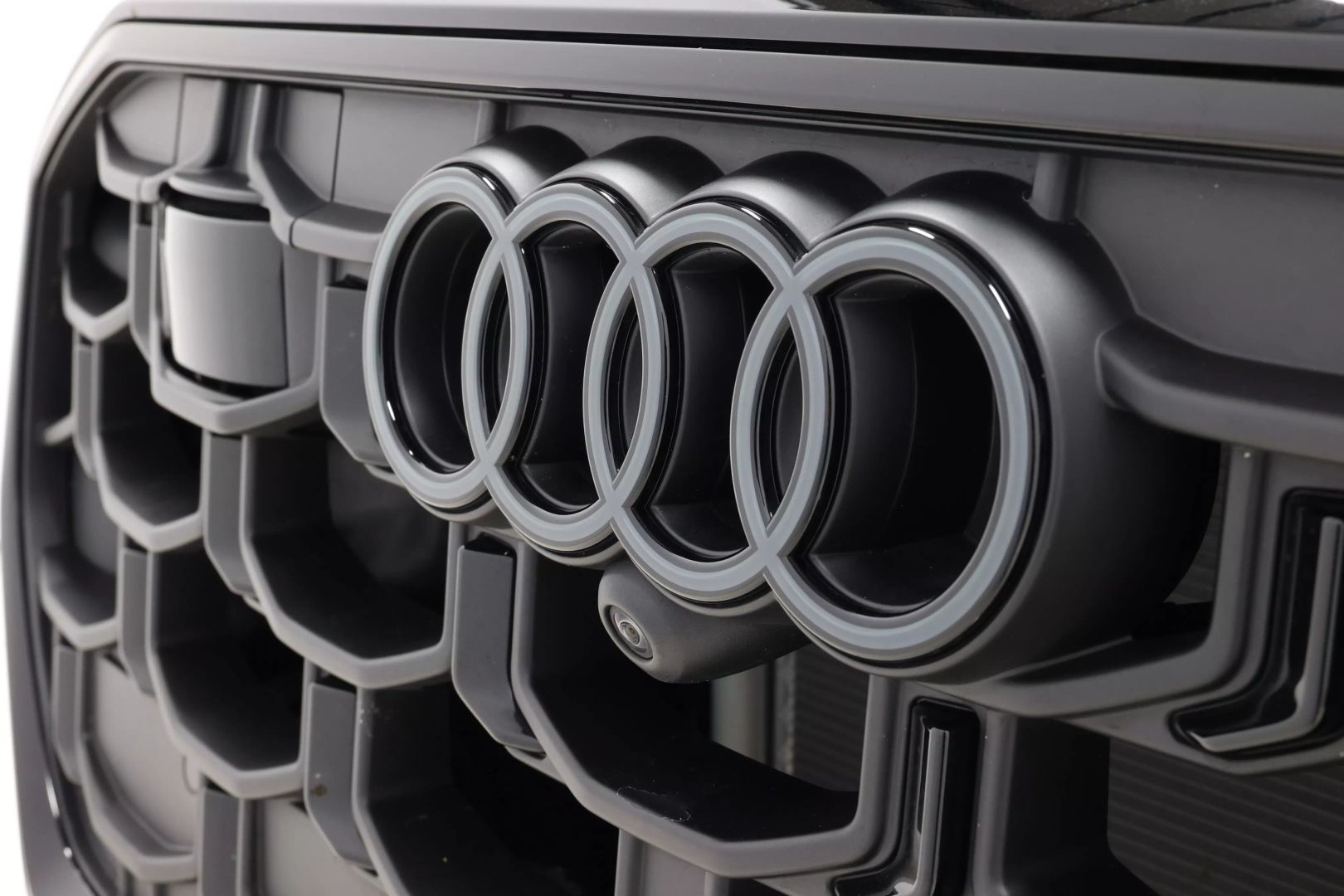 2025 Audi Q8 - Image 110