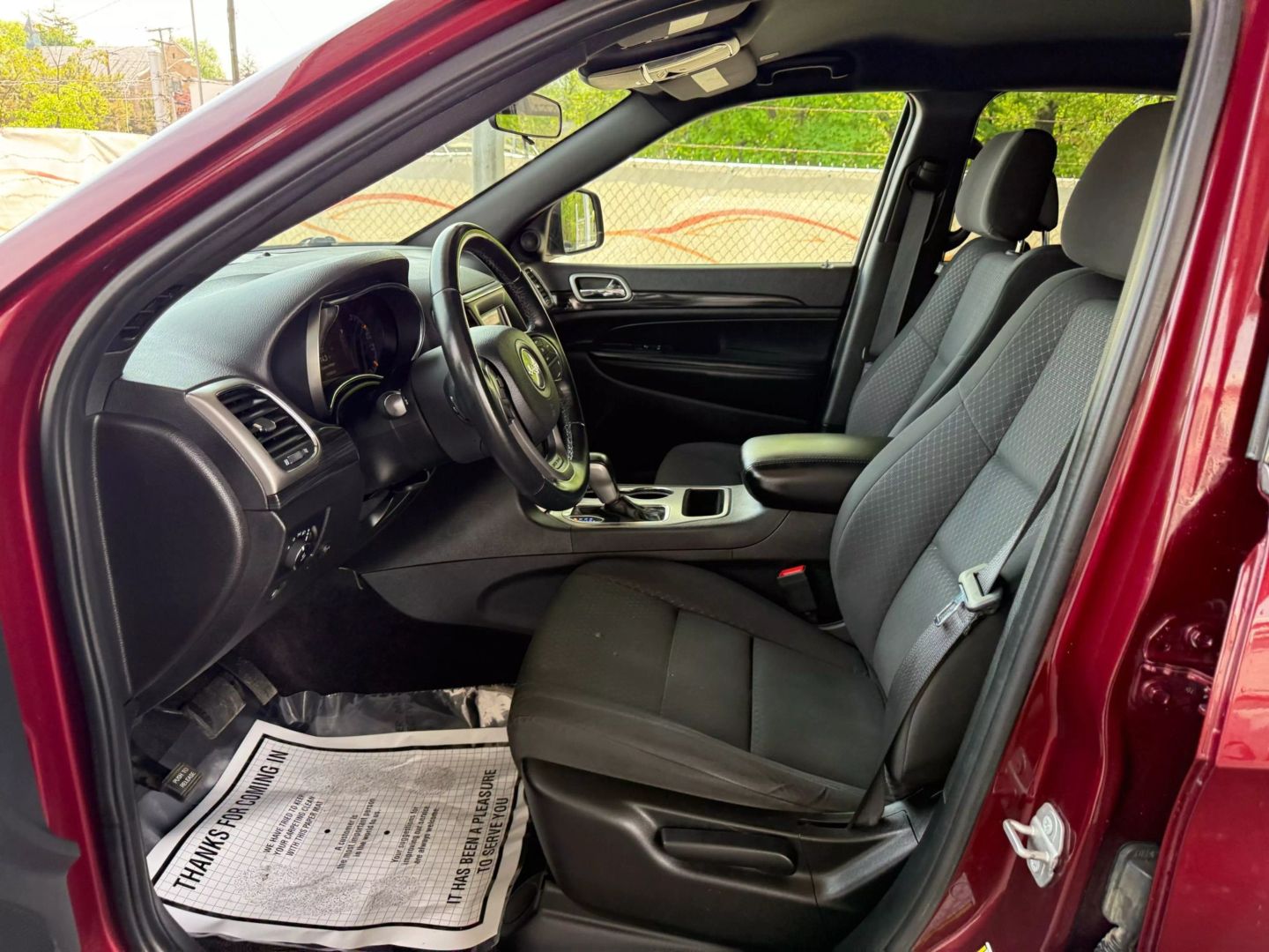 2019 Jeep Grand Cherokee - Image 14