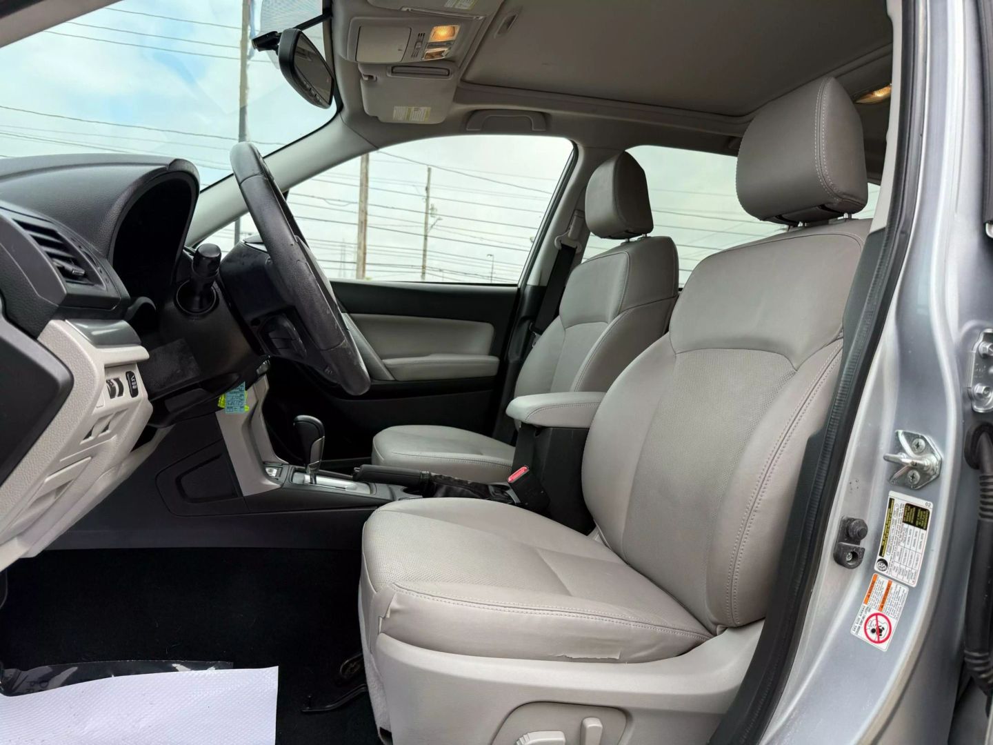 2014 Subaru Forester - Image 16