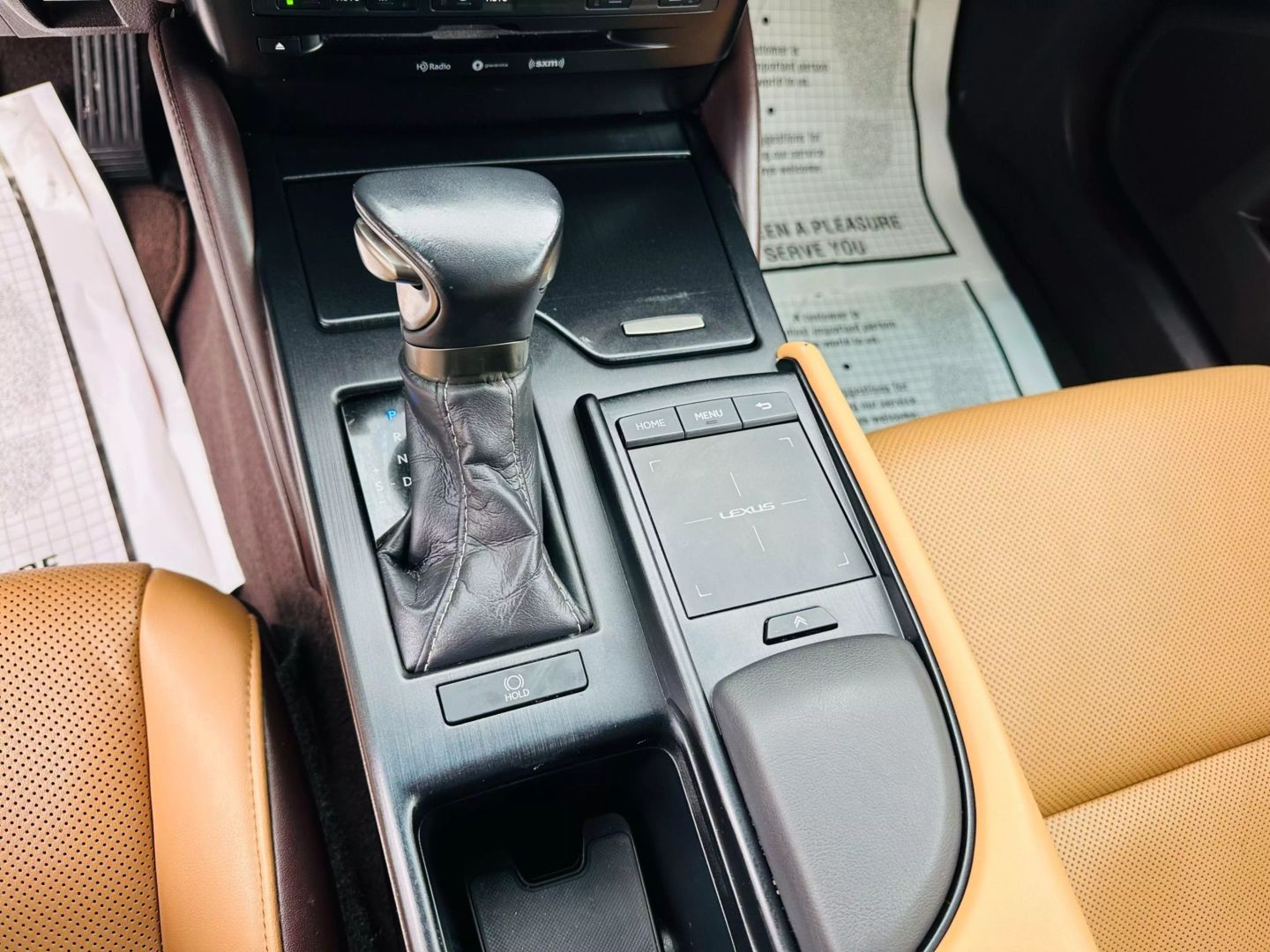 2019 Lexus Es - Image 18