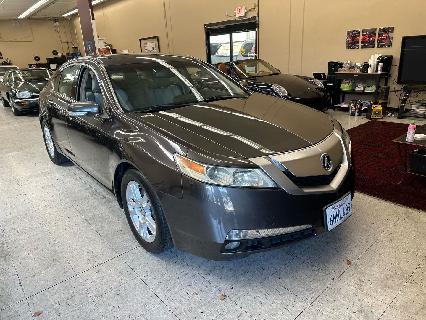 2010 Acura TL Technology Package's photo
