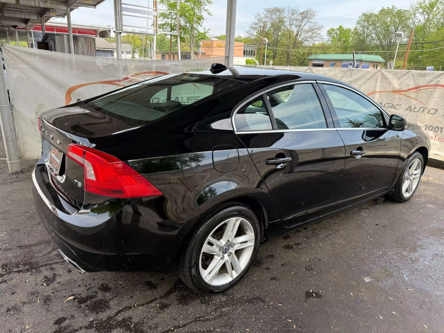 2014 Volvo S60 - Image 13