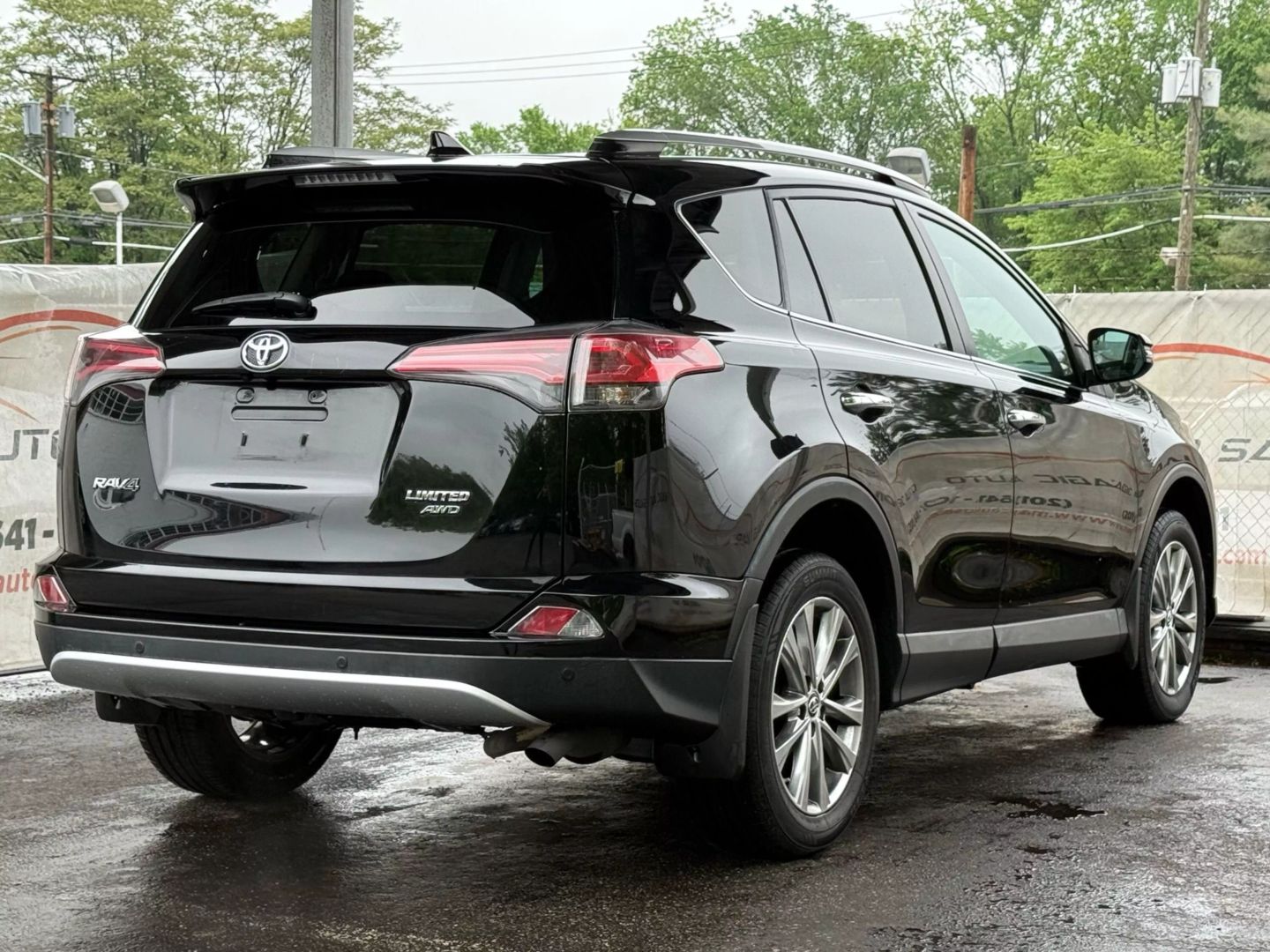 2016 Toyota Rav4 - Image 9
