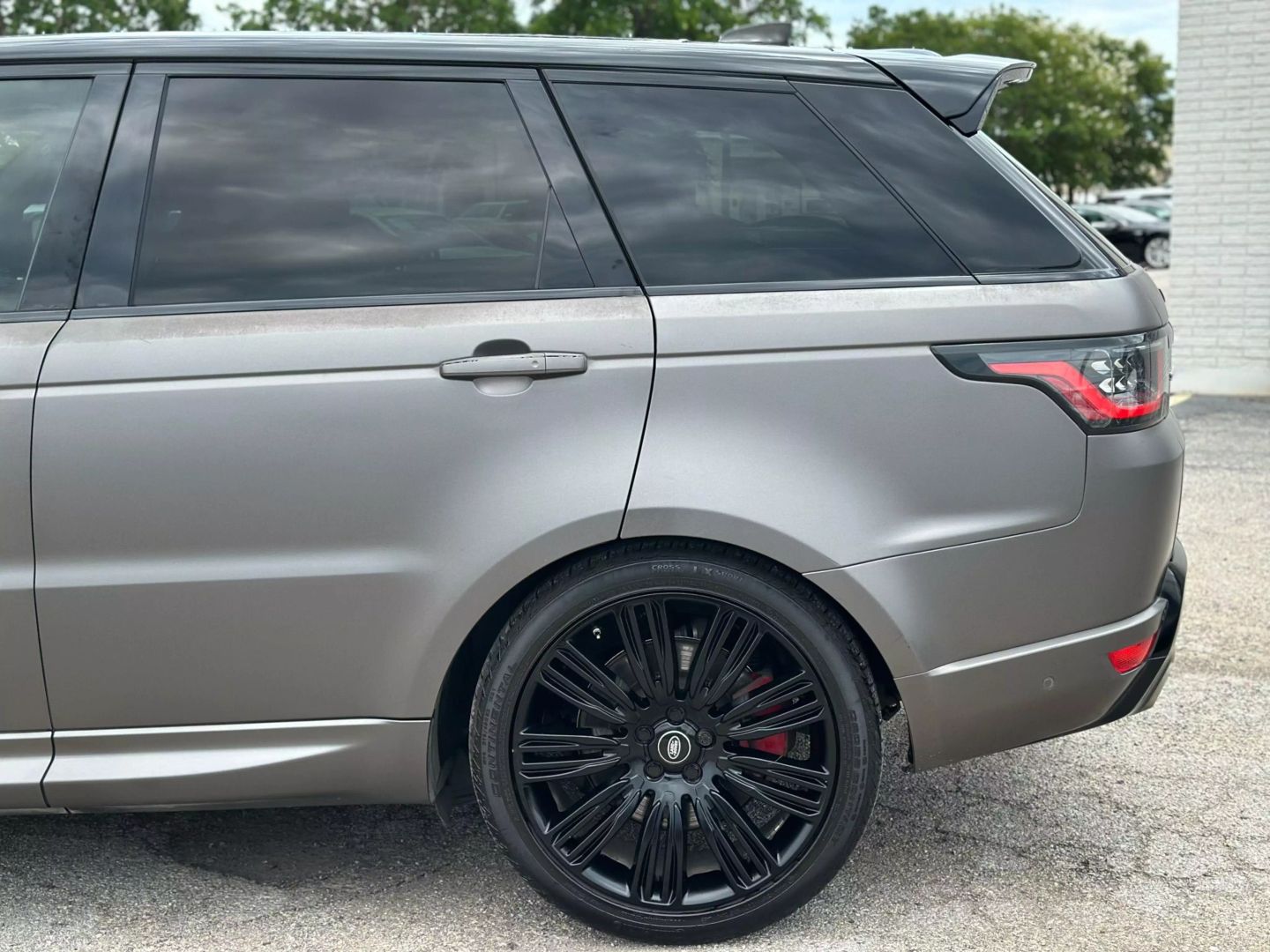 2018 Land Rover Range Rover Sport - Image 6