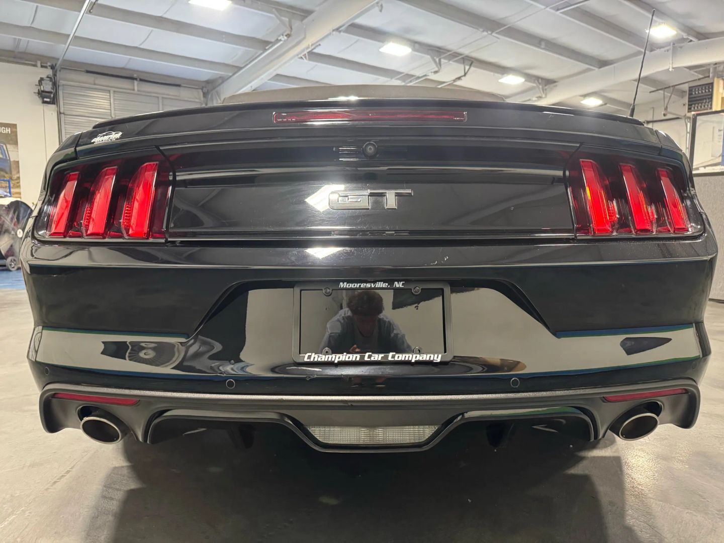 2017 Ford Mustang Gt Premium Convertible 2d - Image 23