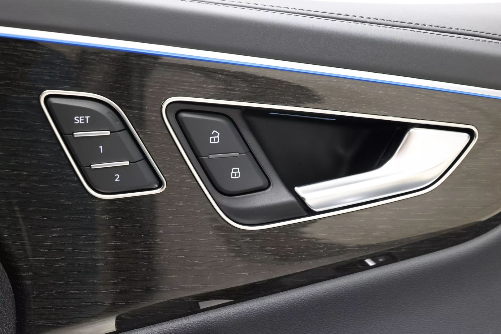 2025 Audi Q8 - Image 90