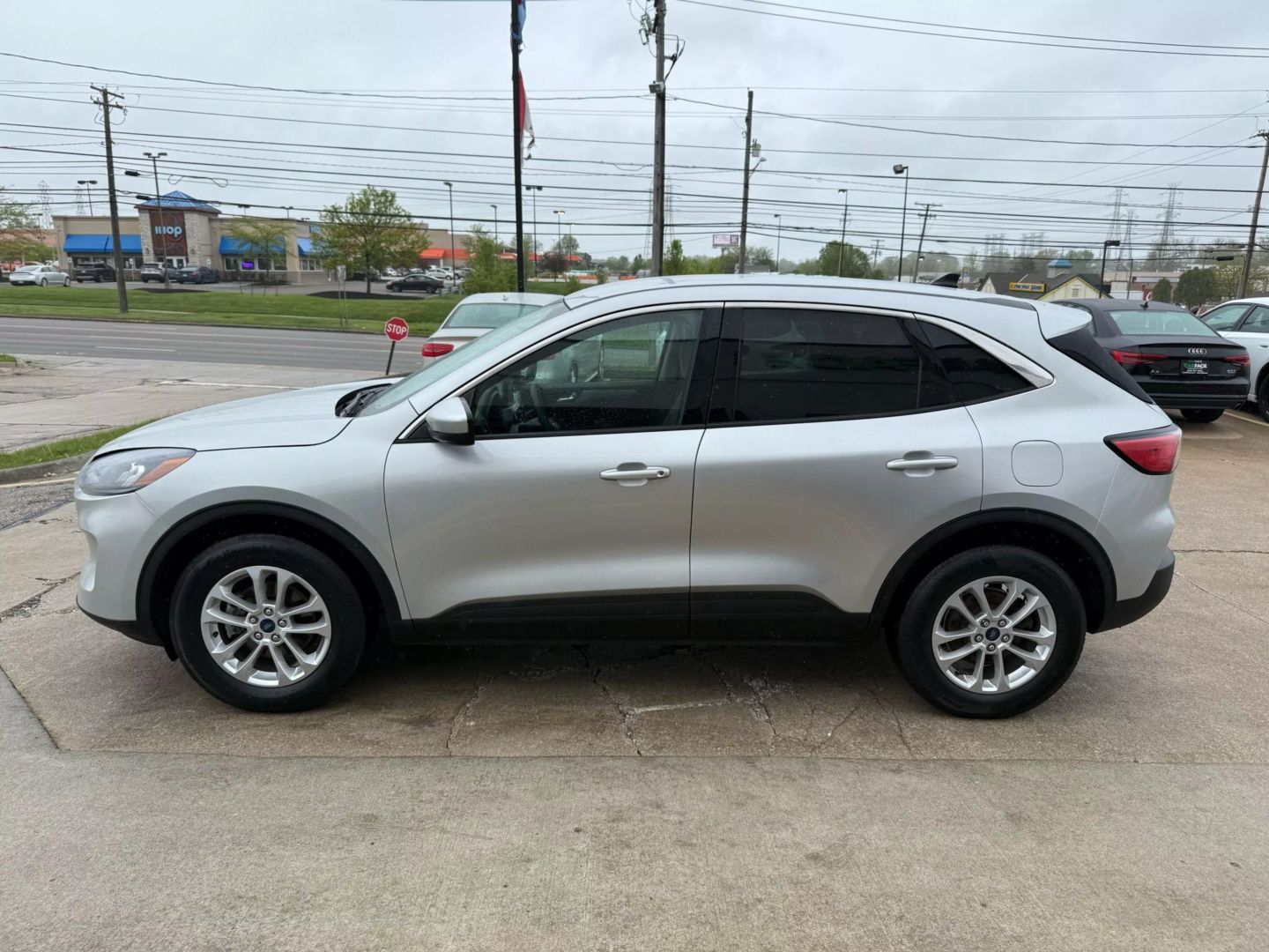 2020 Ford Escape - Image 6