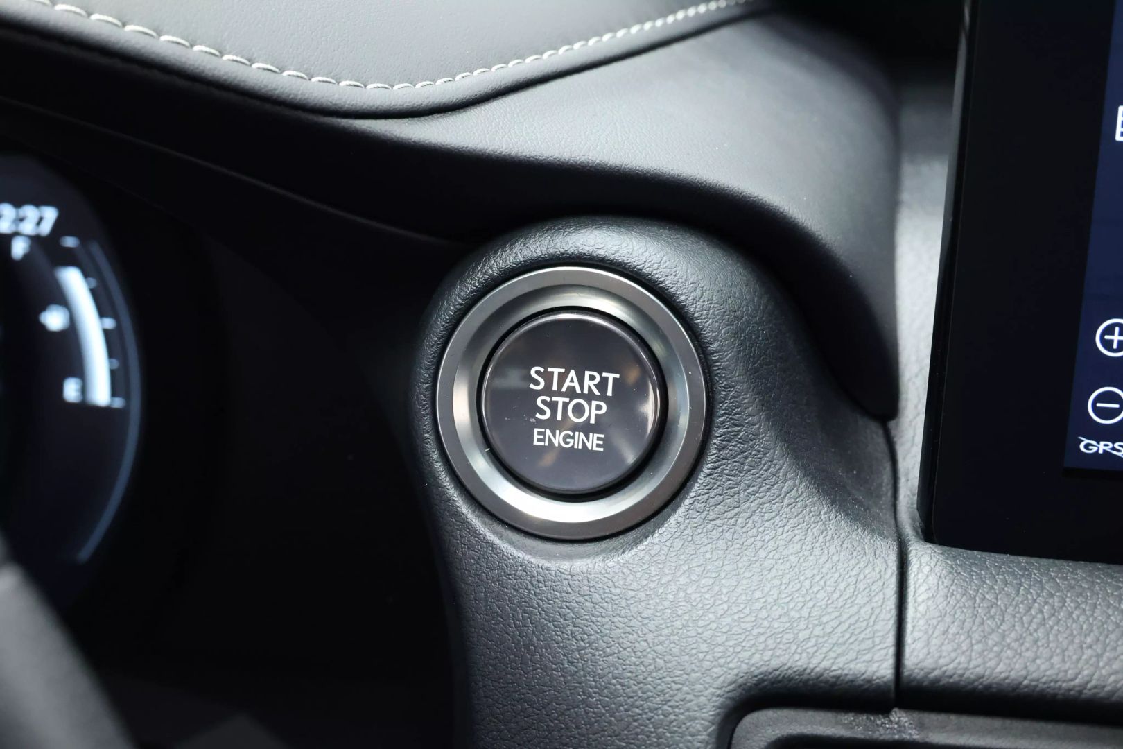2023 Lexus Is - Image 39