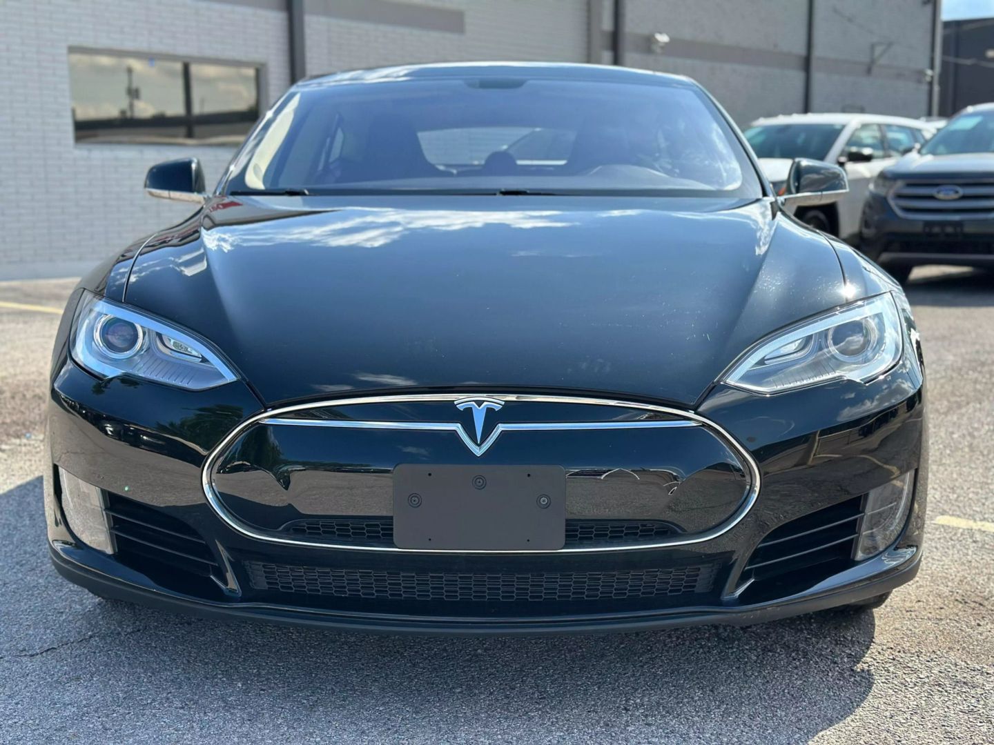 2014 Tesla Model S - Image 15