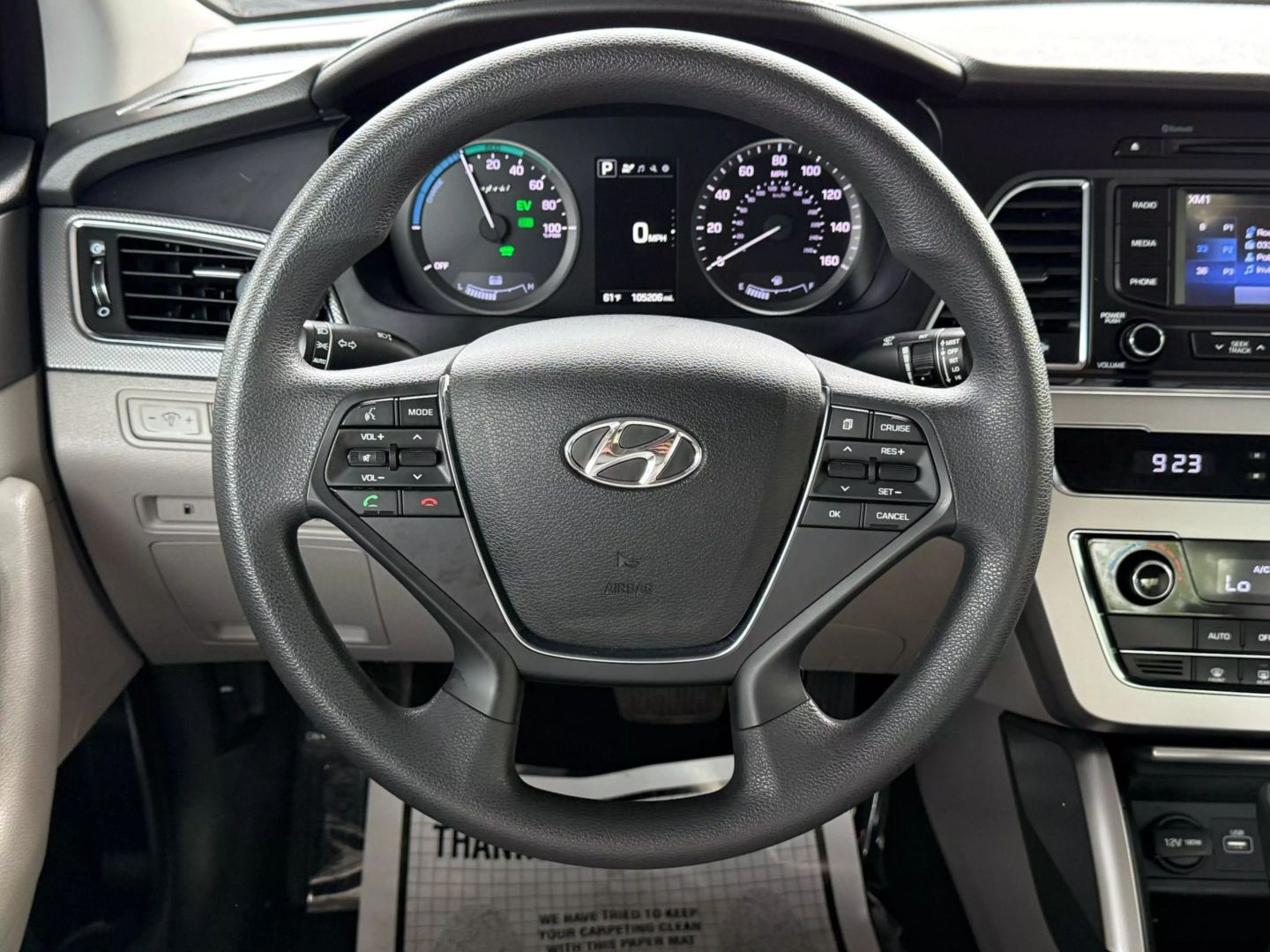 2016 Hyundai Sonata Hybrid - Image 31