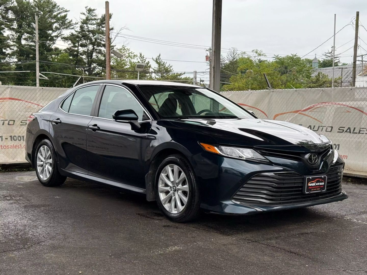 2019 Toyota Camry - Image 6