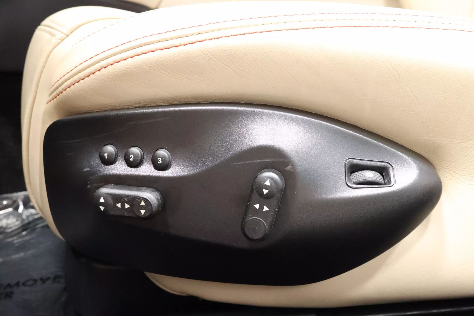 2013 Maserati Granturismo - Image 16