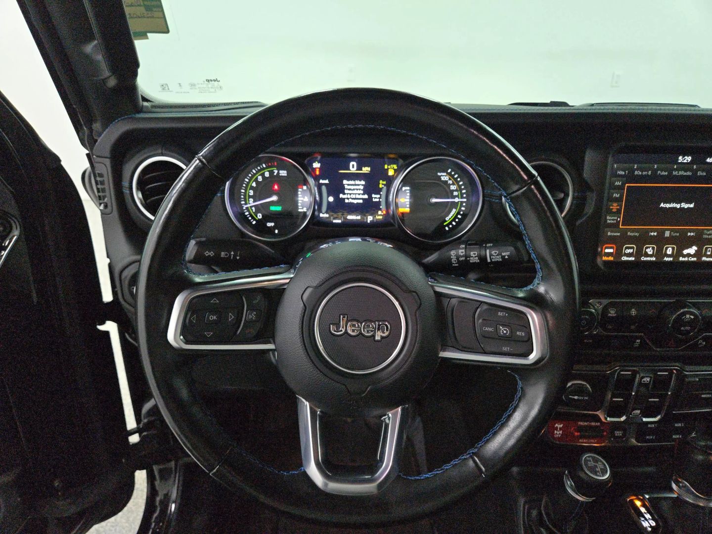2009 Jeep Wrangler - Image 25