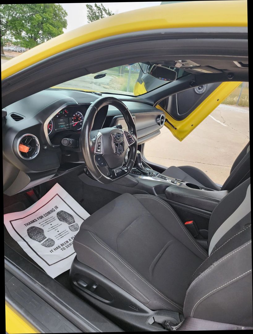 2017 Chevrolet Camaro - Image 14