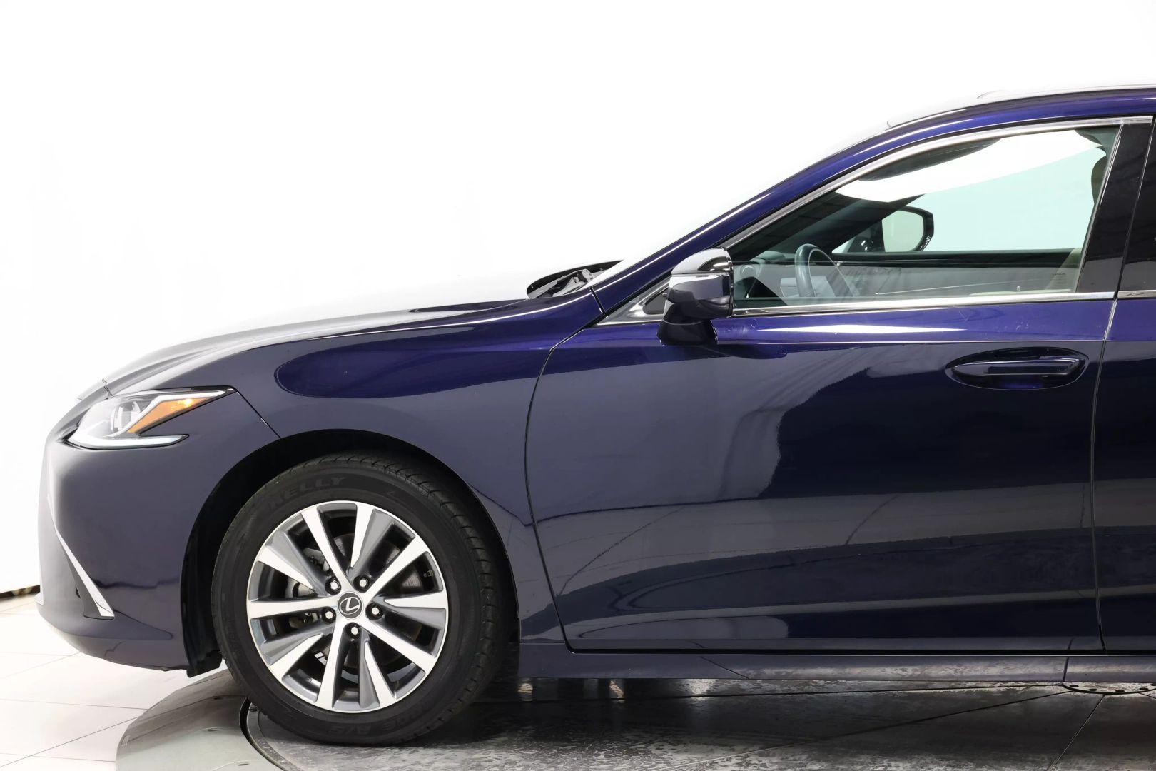 2020 Lexus Es - Image 7
