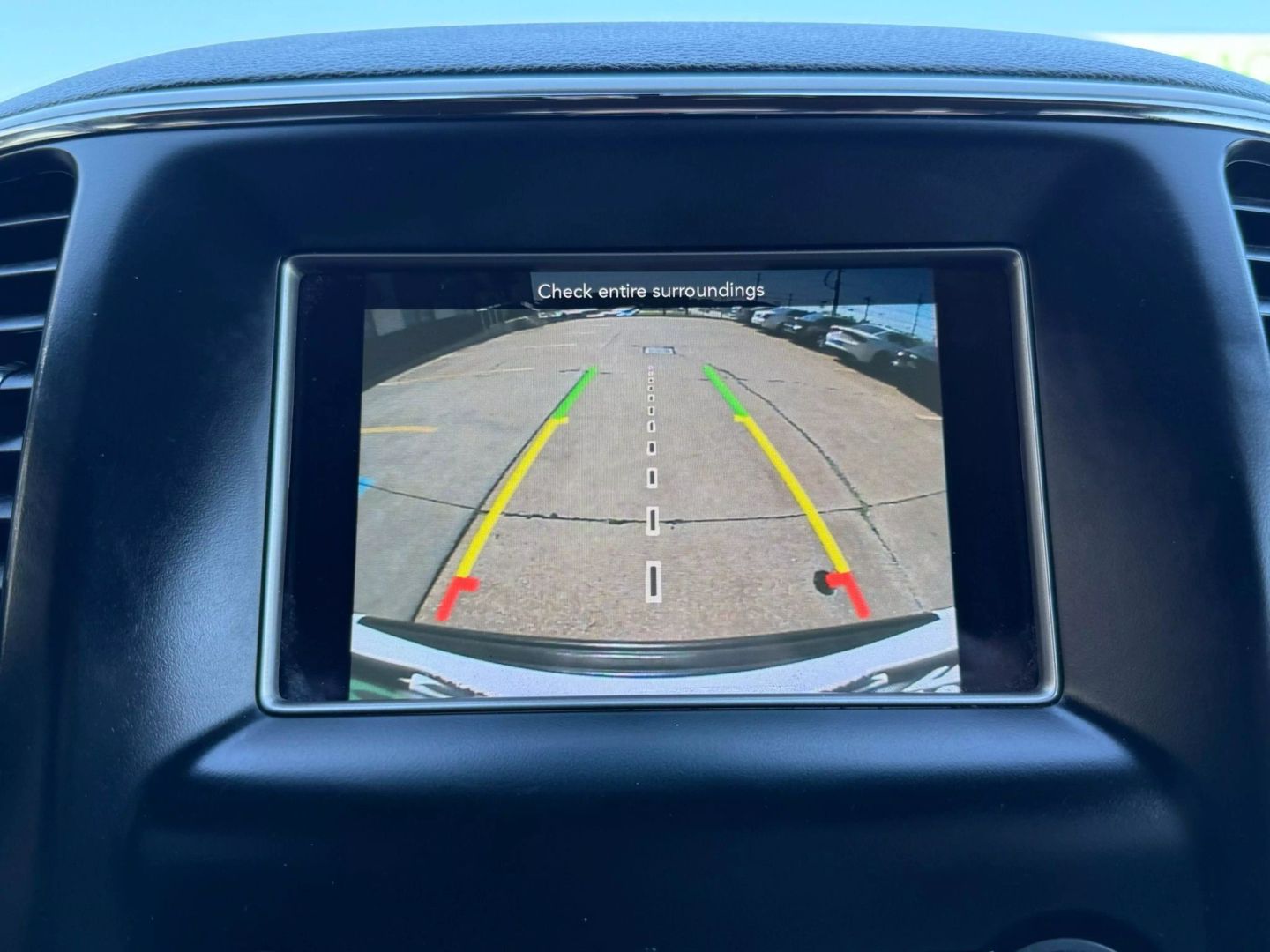 2019 Jeep Grand Cherokee - Image 38