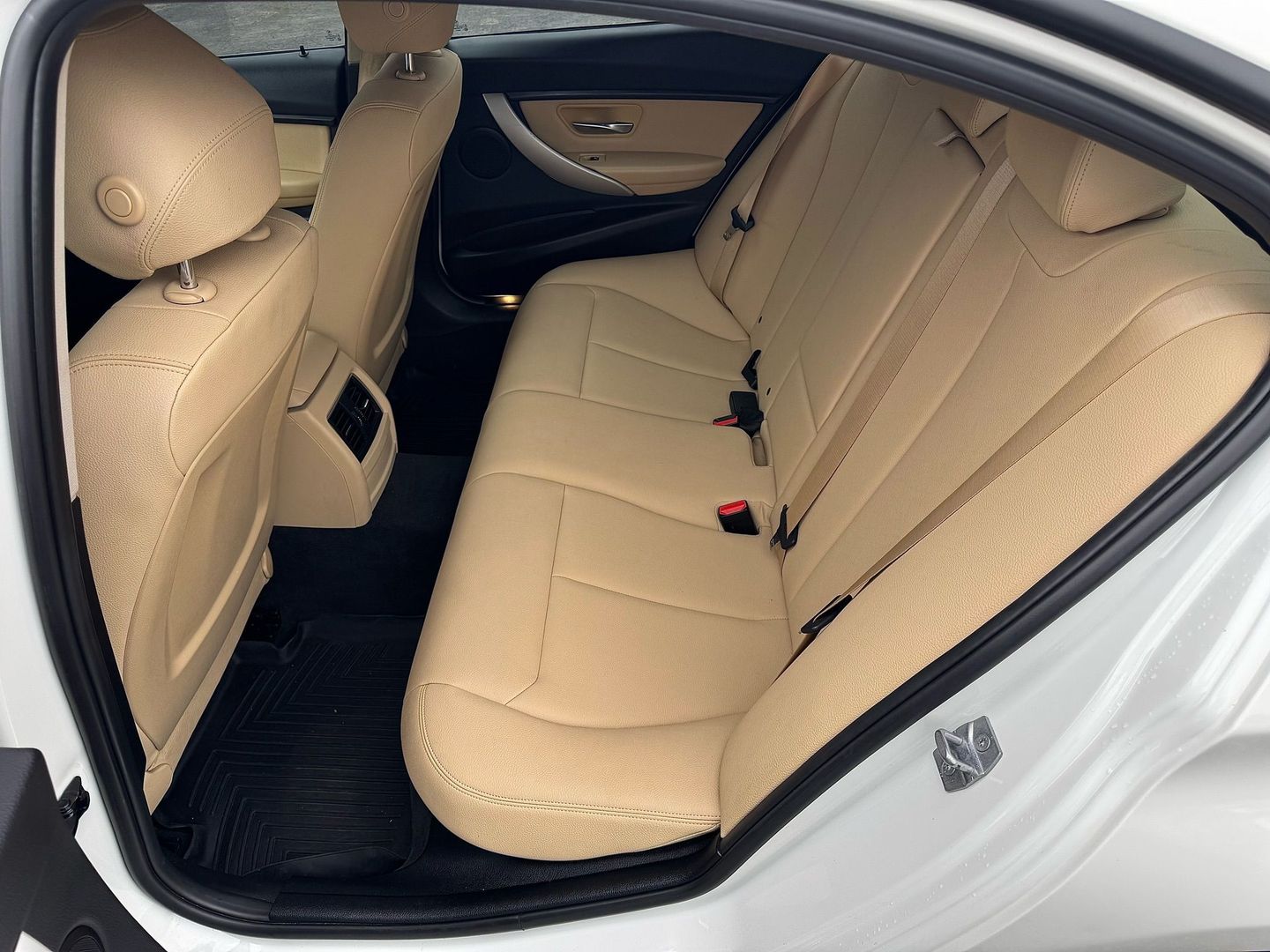 2018 Bmw 3 Series - Image 15