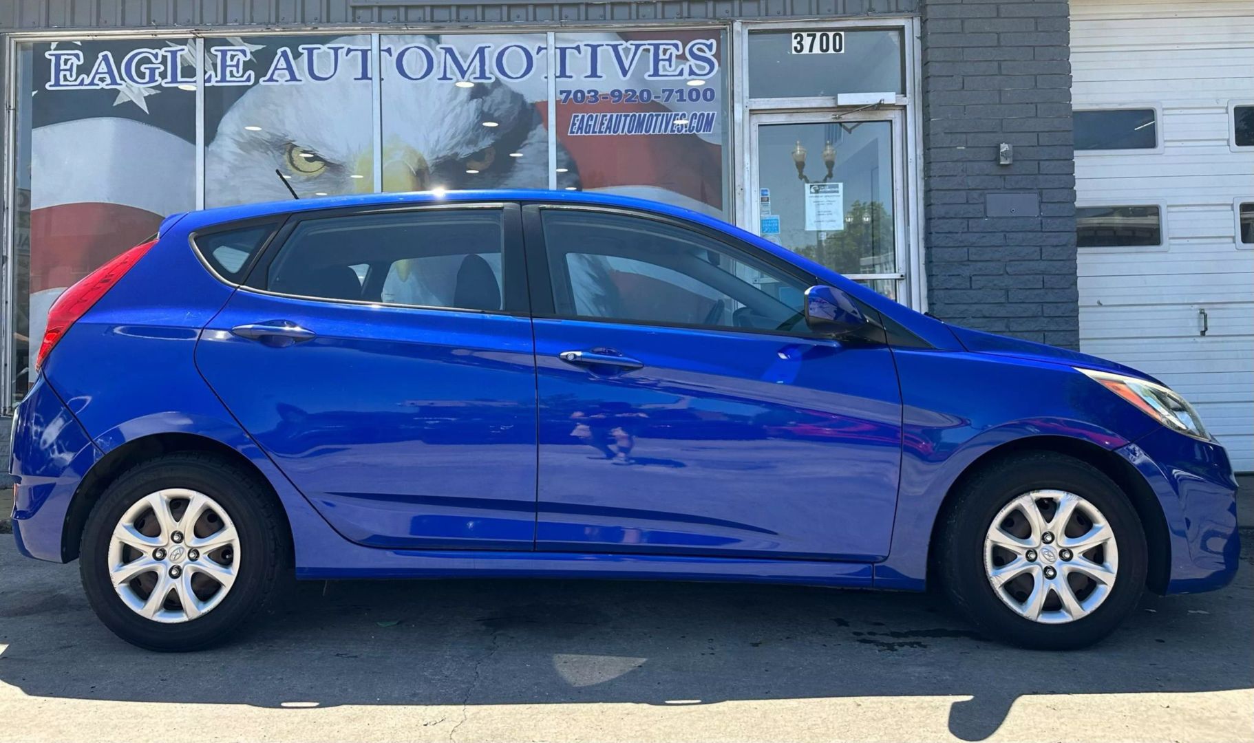 Used 2013 Hyundai Accent GS with VIN KMHCT5AEXDU122774 for sale in Arlington, VA