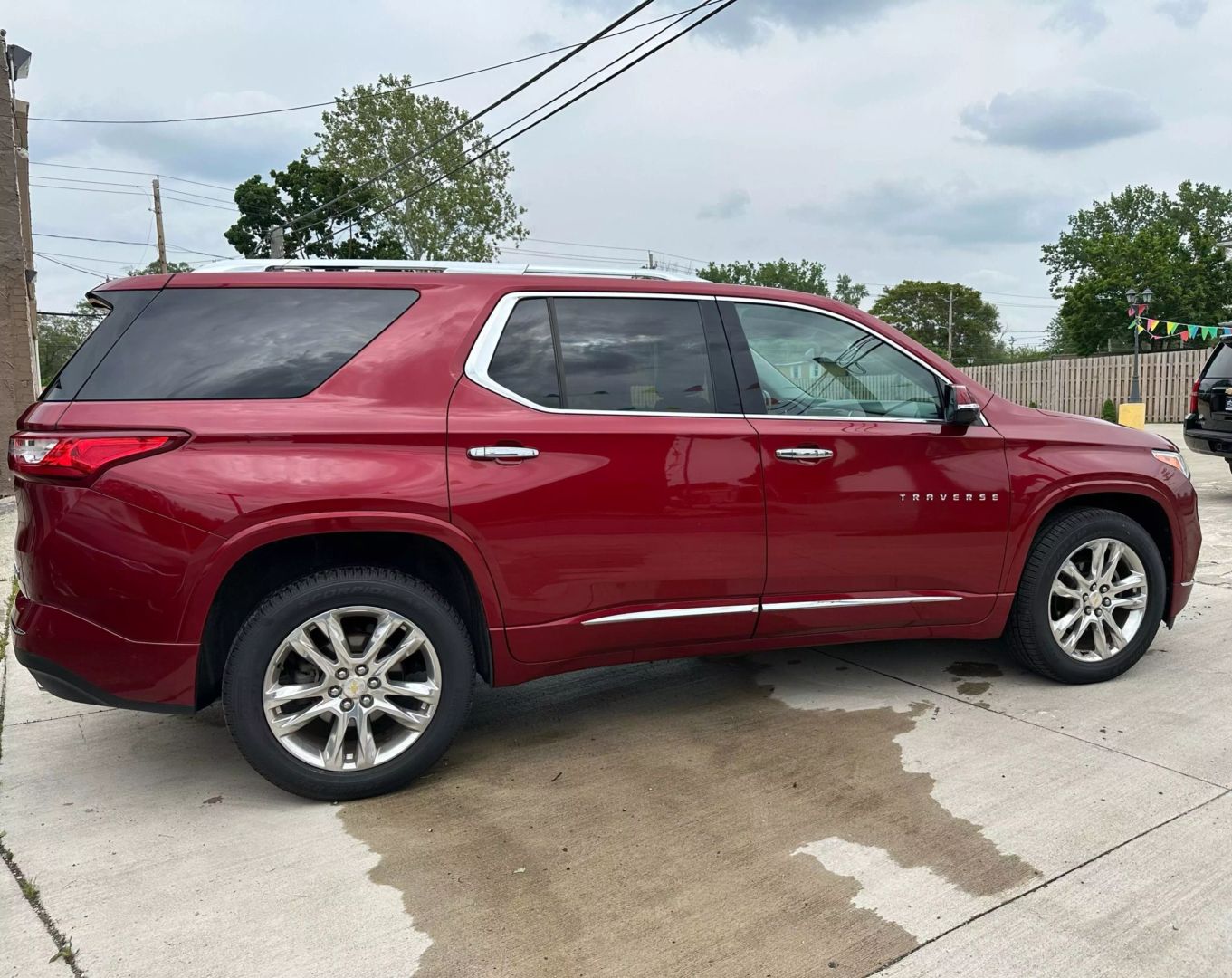 Image 2 of 2018 CHEVROLET TRAVERSE