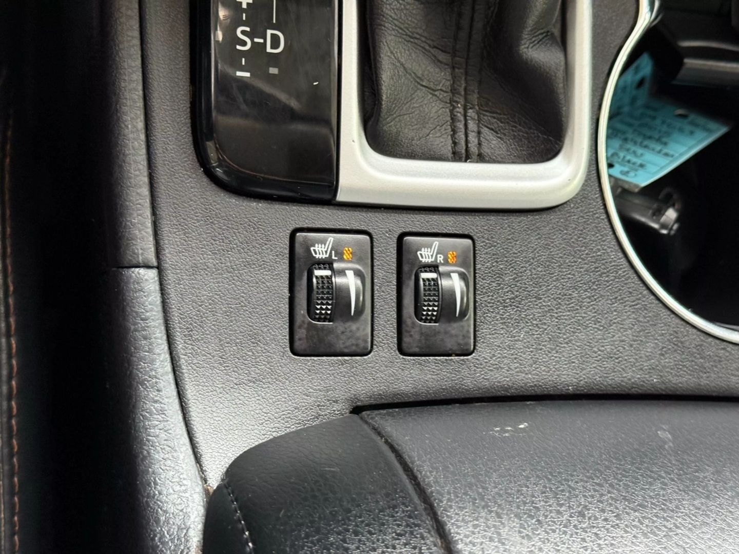 2015 Toyota Highlander - Image 32