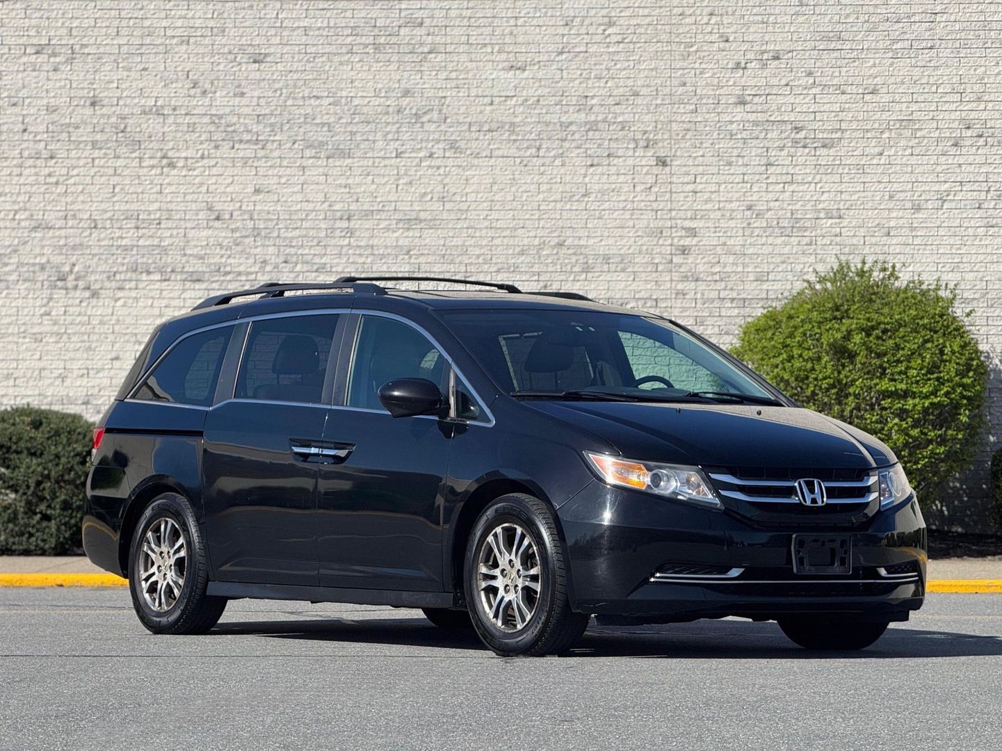 Used 2014 Honda Odyssey EX-L with VIN 5FNRL5H60EB095060 for sale in Marlboro, MA