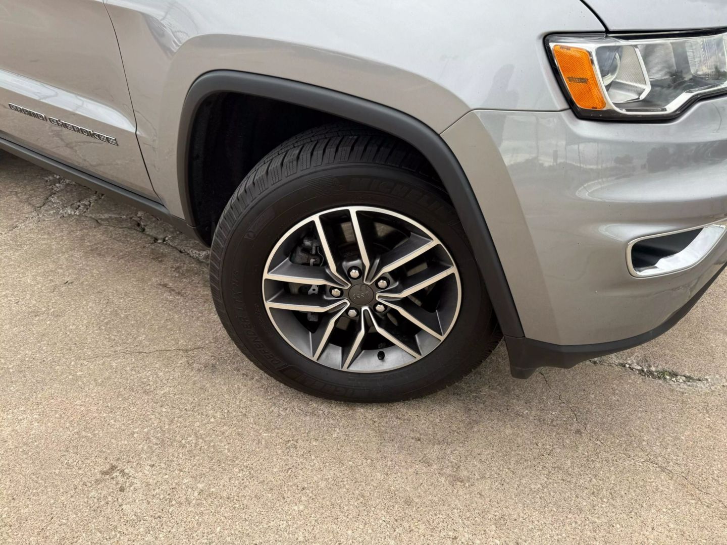 2021 Jeep Grand Cherokee - Image 56