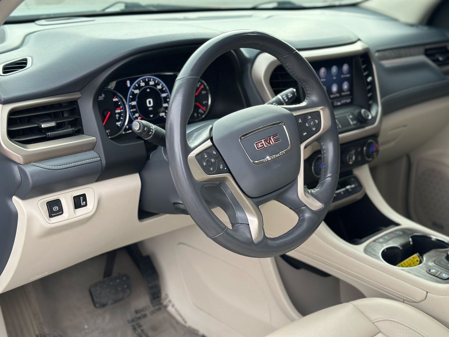 2020 GMC ACADIA SUV V6, 3.6 LITER DENALI SPORT UTILITY 4D