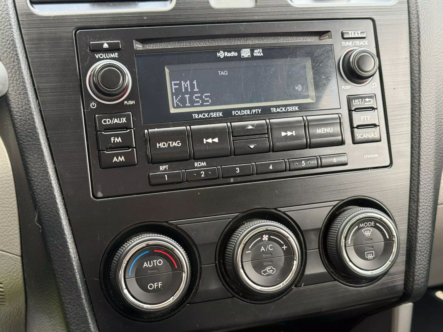 2014 Subaru Forester - Image 31