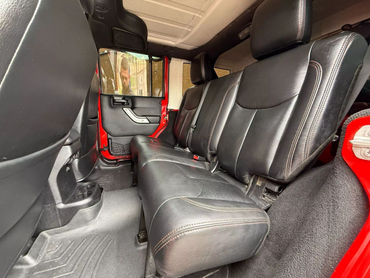 2015 Jeep Wrangler - Image 11