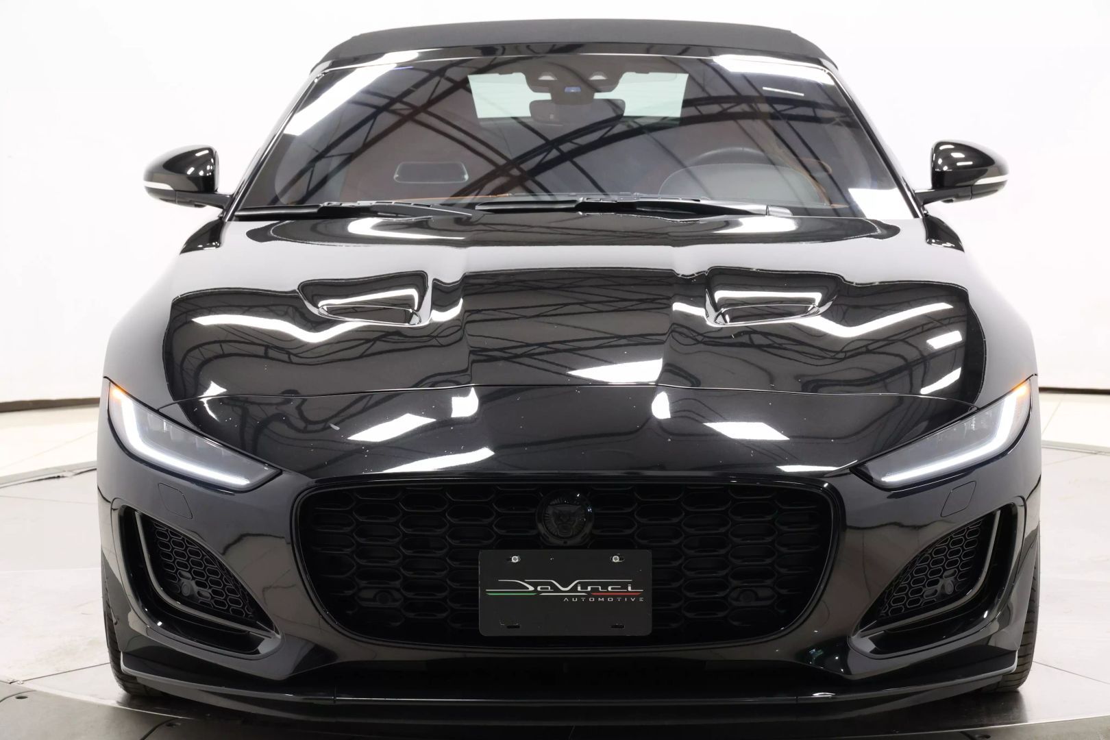 2024 Jaguar F-type - Image 89