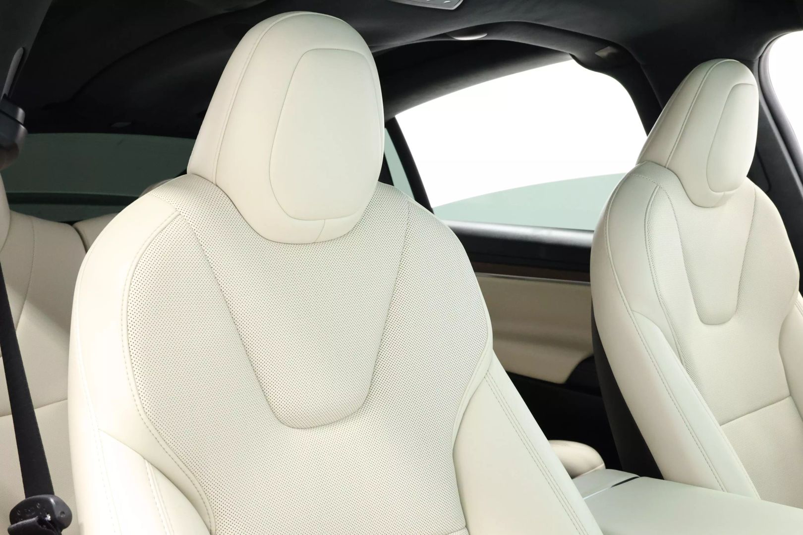 2023 Tesla Model X - Image 87