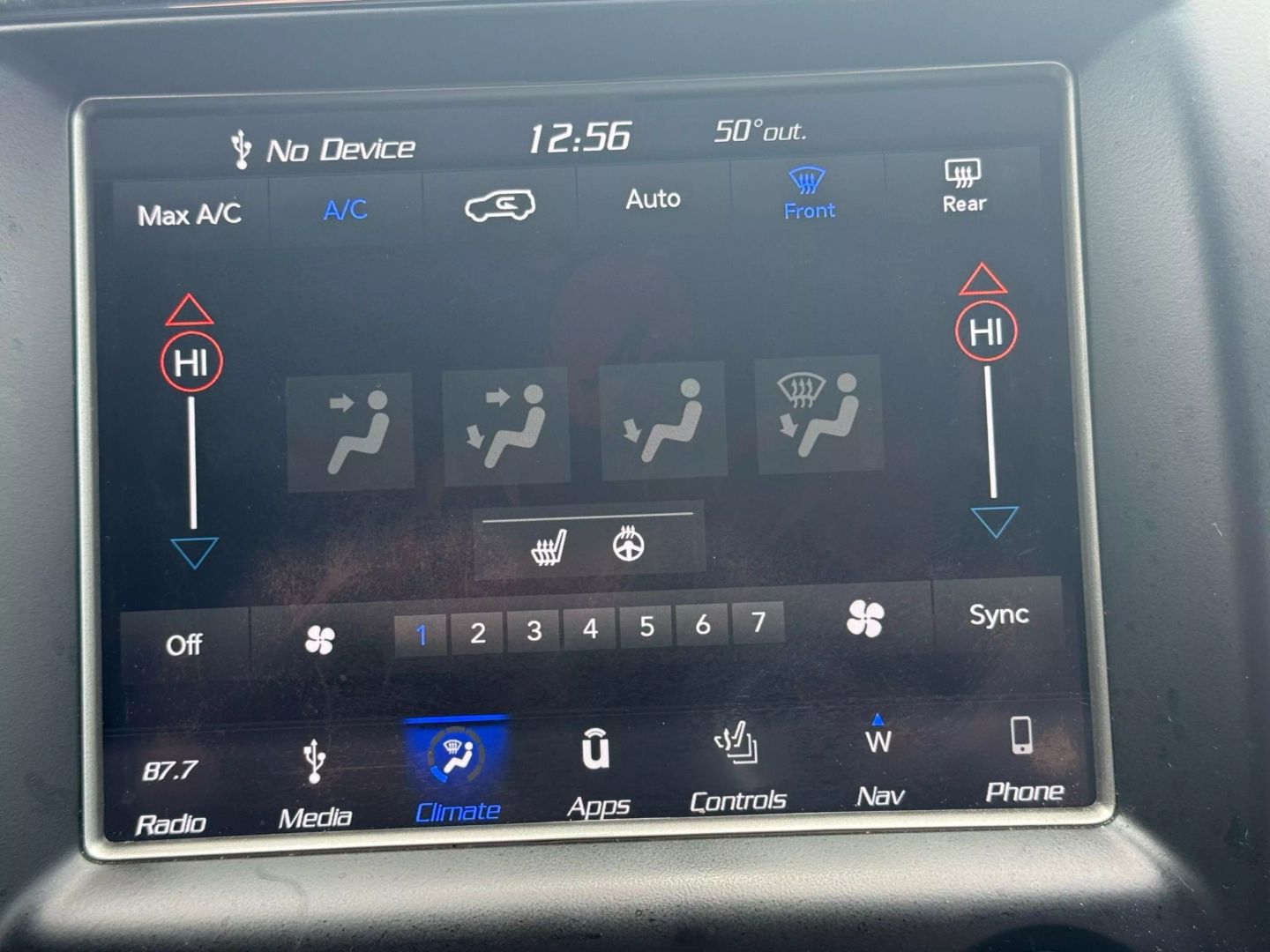 2018 Jeep Grand Cherokee - Image 37