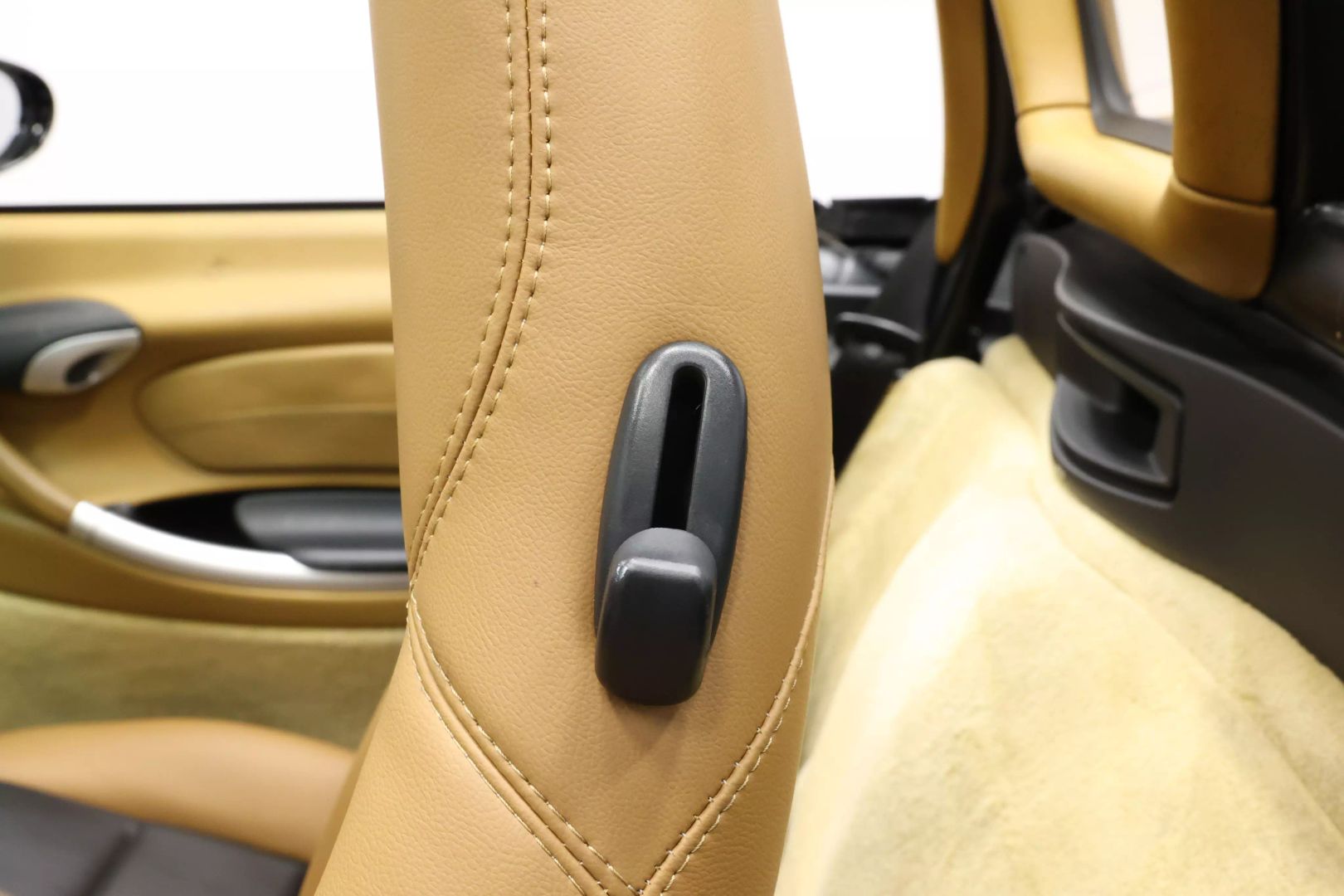 2003 Porsche Boxster - Image 22