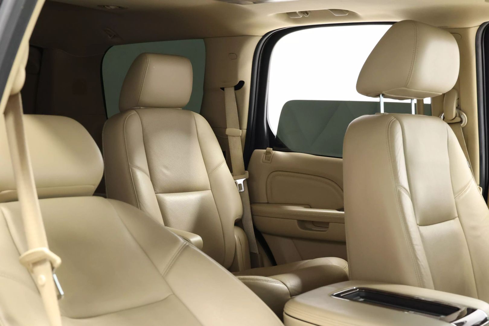 2012 Cadillac Escalade - Image 88
