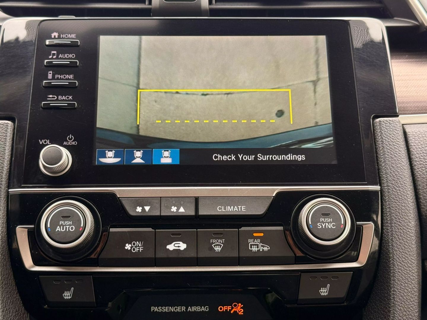 2019 Honda Civic - Image 40