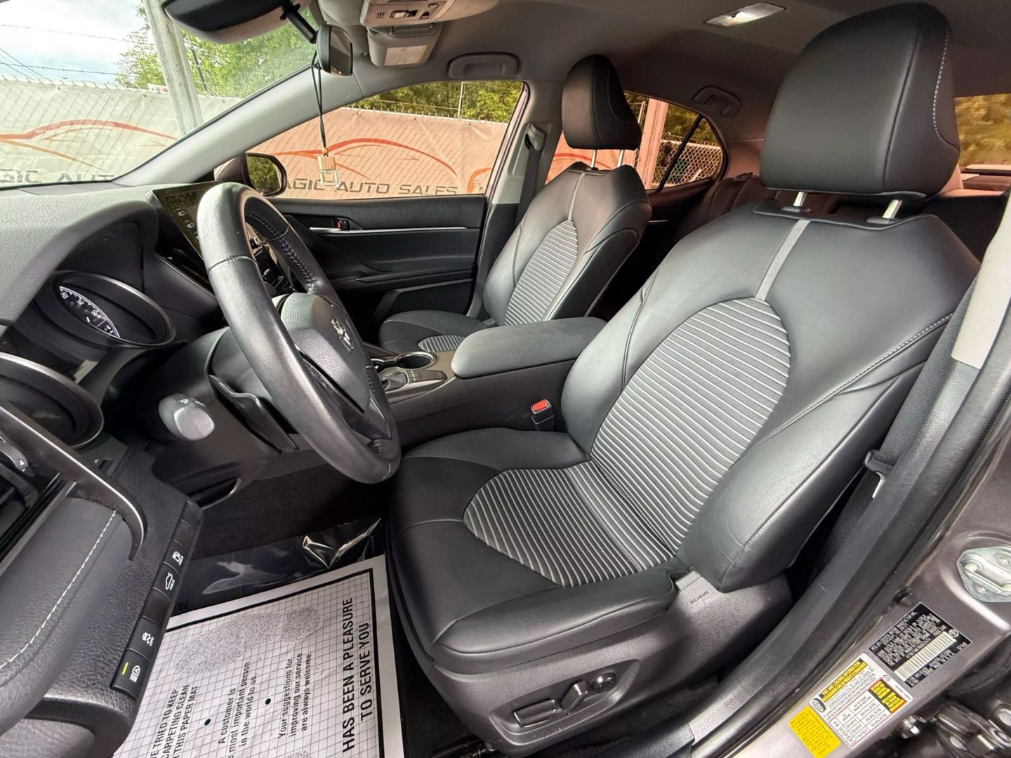 2022 Toyota Camry - Image 16