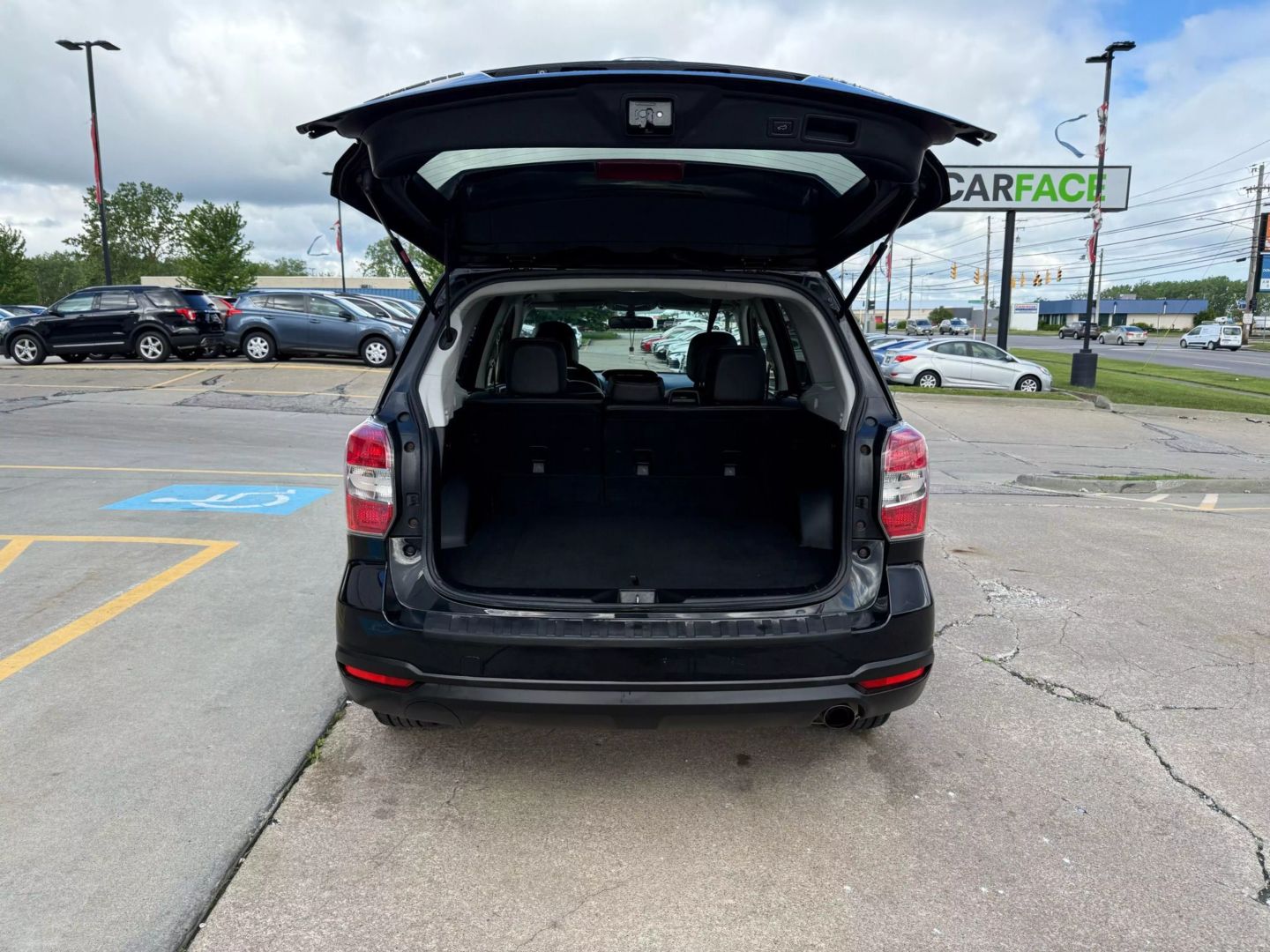 2015 Subaru Forester - Image 12