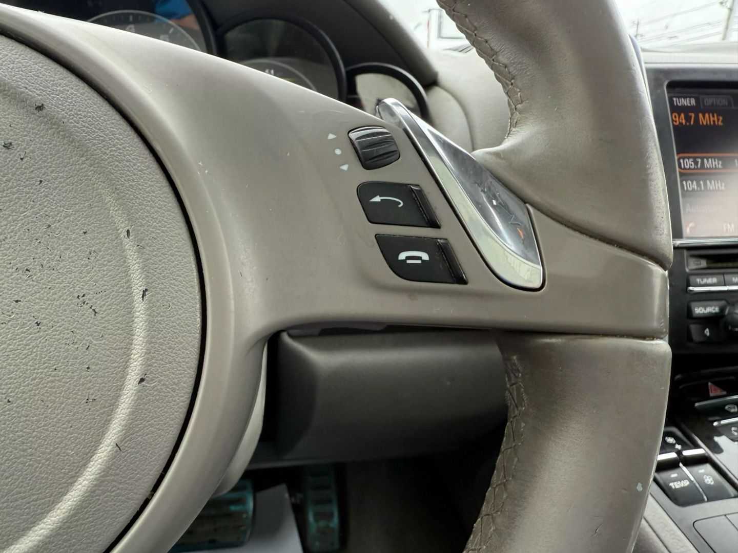 2013 Porsche Cayenne - Image 32