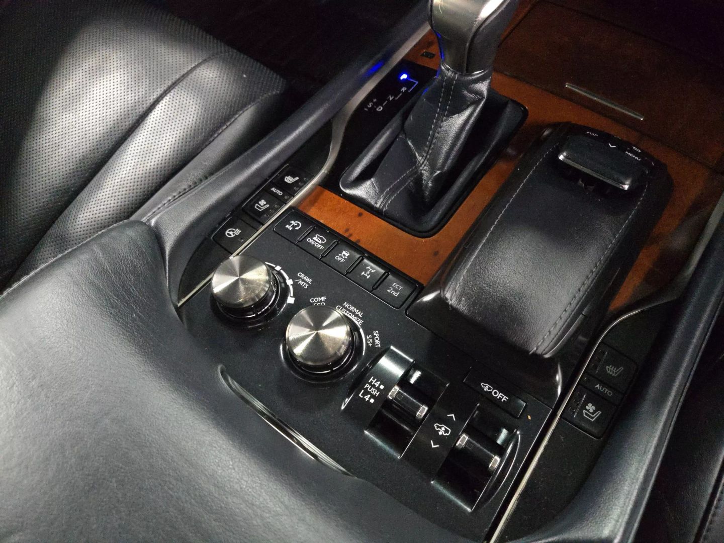 2018 Lexus Lx - Image 32