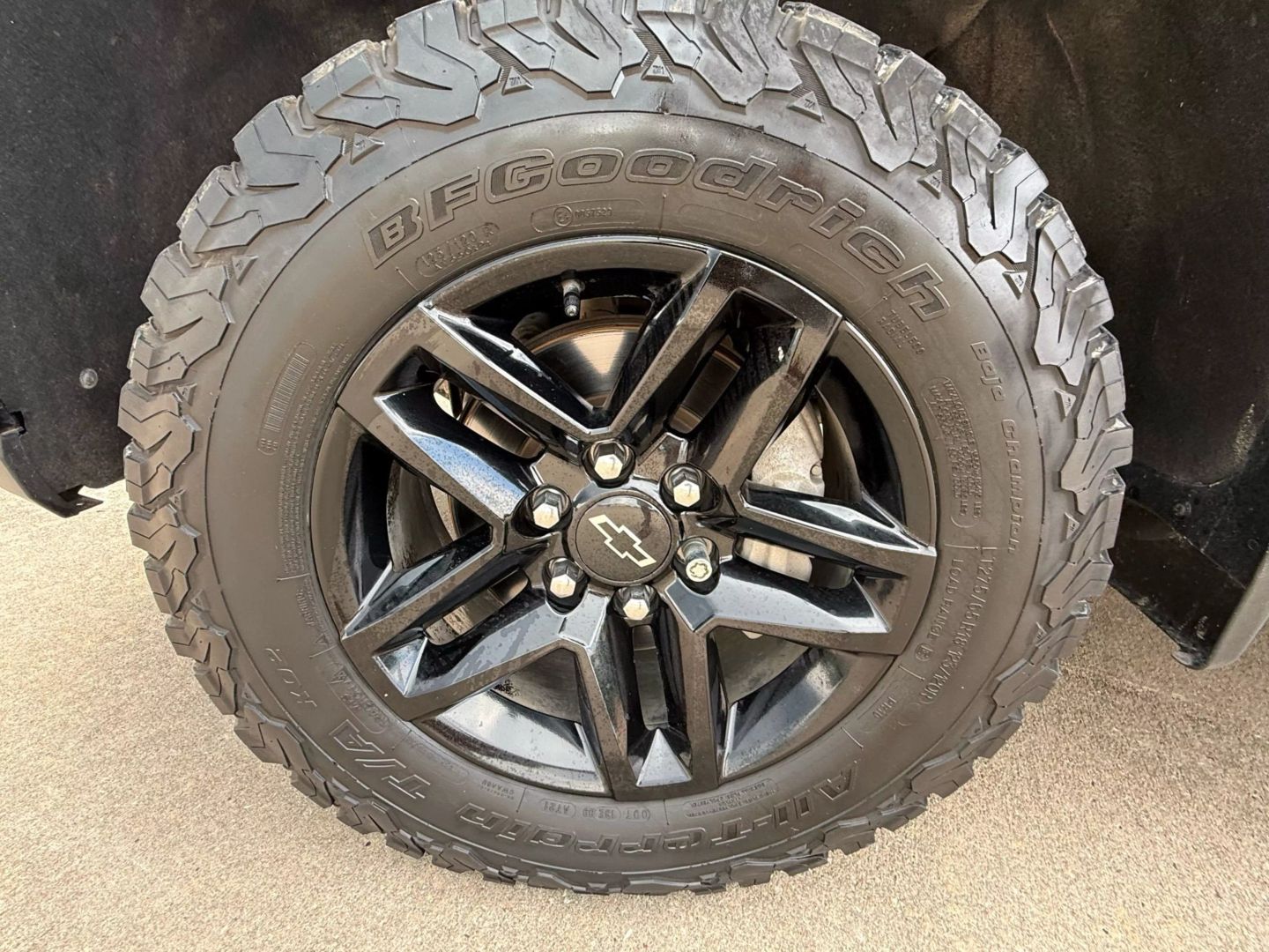2020 Chevrolet Silverado 1500 Crew Cab - Image 27
