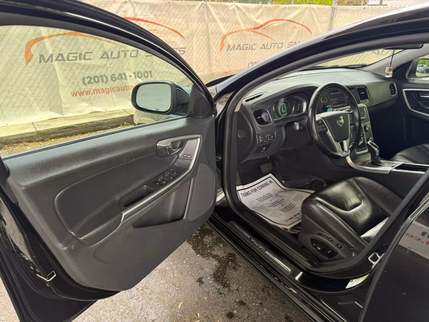 2014 Volvo S60 - Image 14
