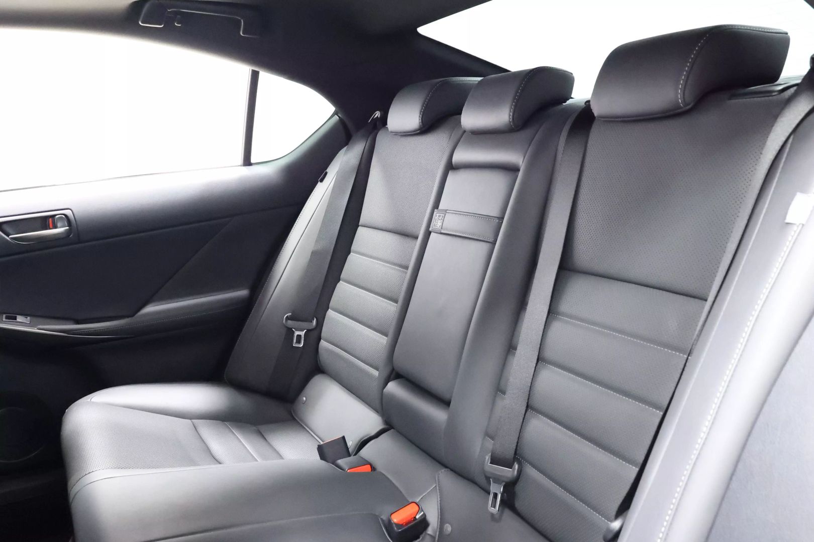 2023 Lexus Is - Image 58