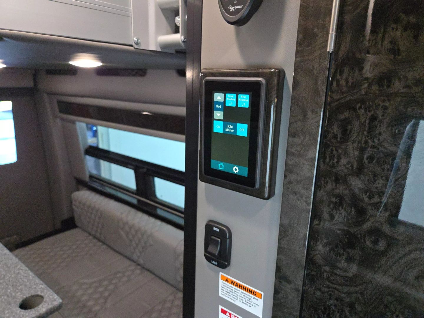 2019 Mercedes-benz Sprinter 2500 Crew - Image 18