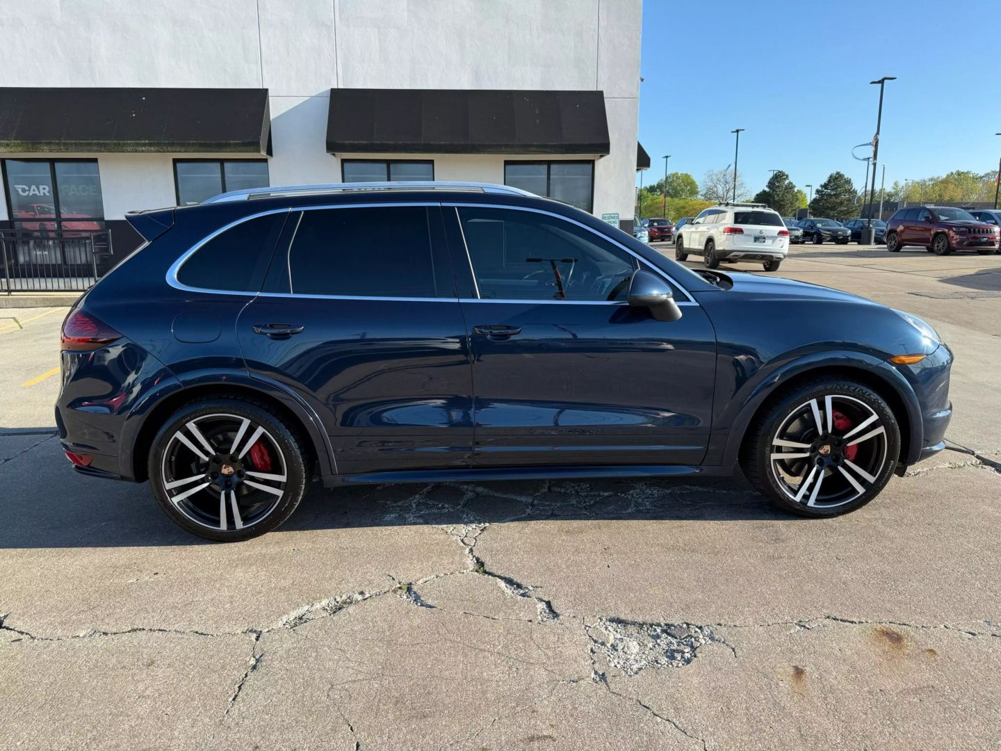 2014 Porsche Cayenne - Image 17