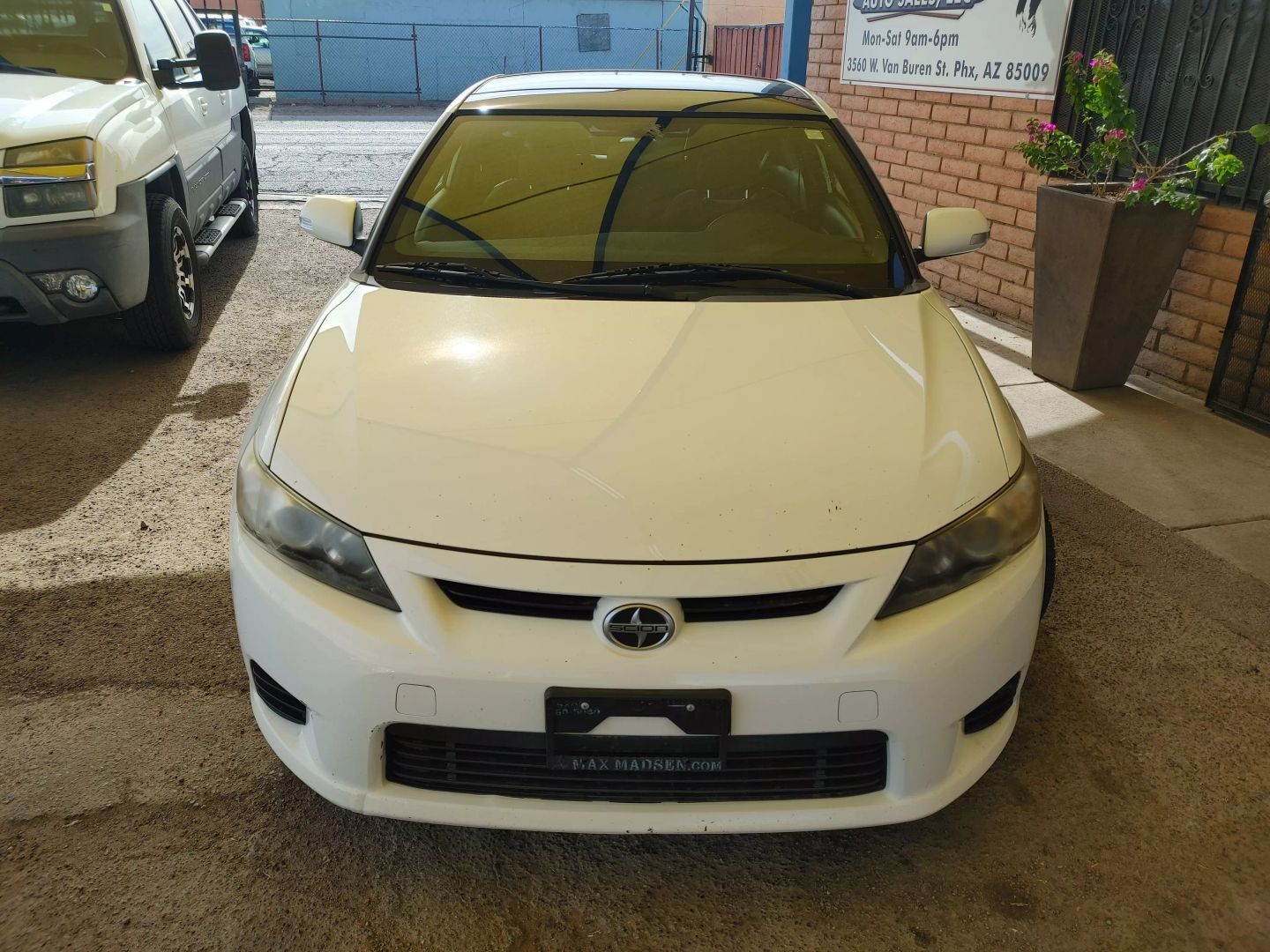 Used 2011 Scion tC Base with VIN JTKJF5C78B3006633 for sale in Phoenix, AZ